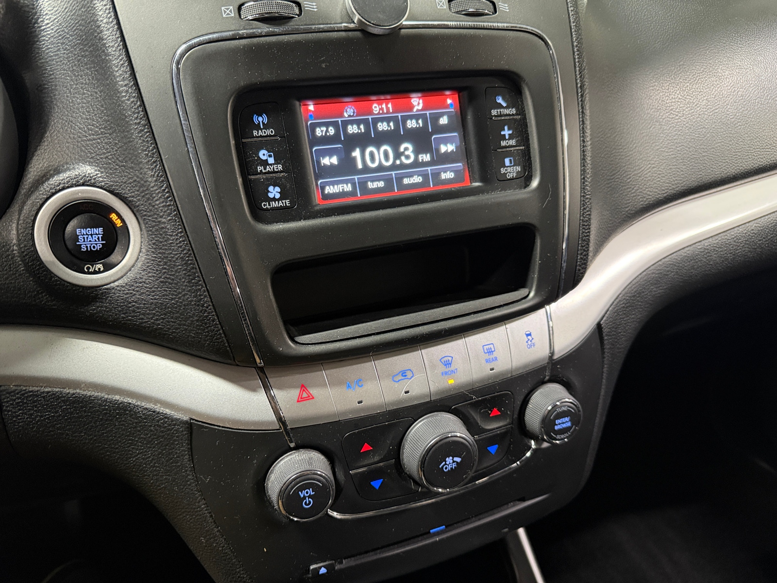 Thumbnail: 2020 Dodge Journey - 4