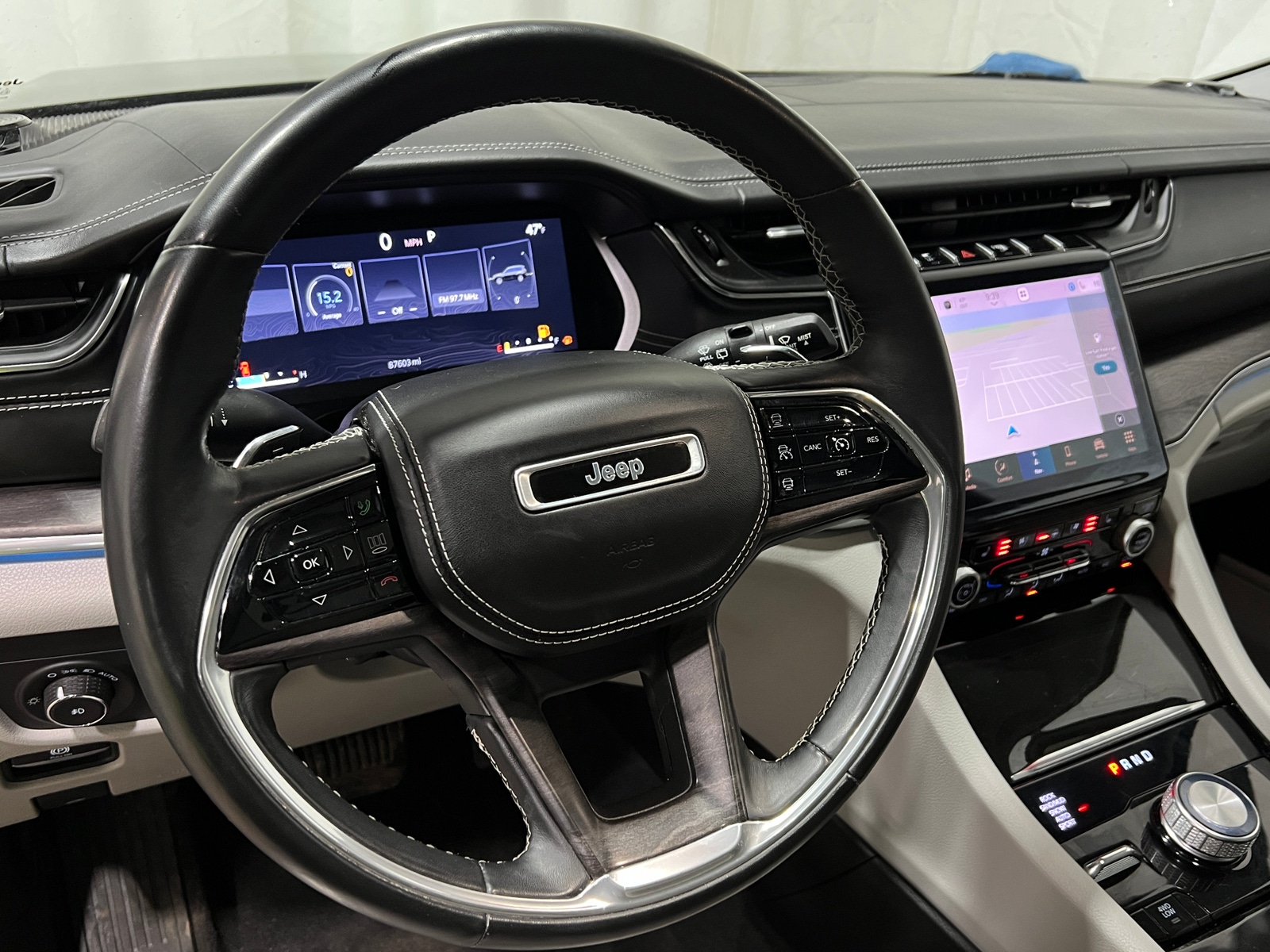 Thumbnail: 2021 Jeep Grand Cherokee L - 4