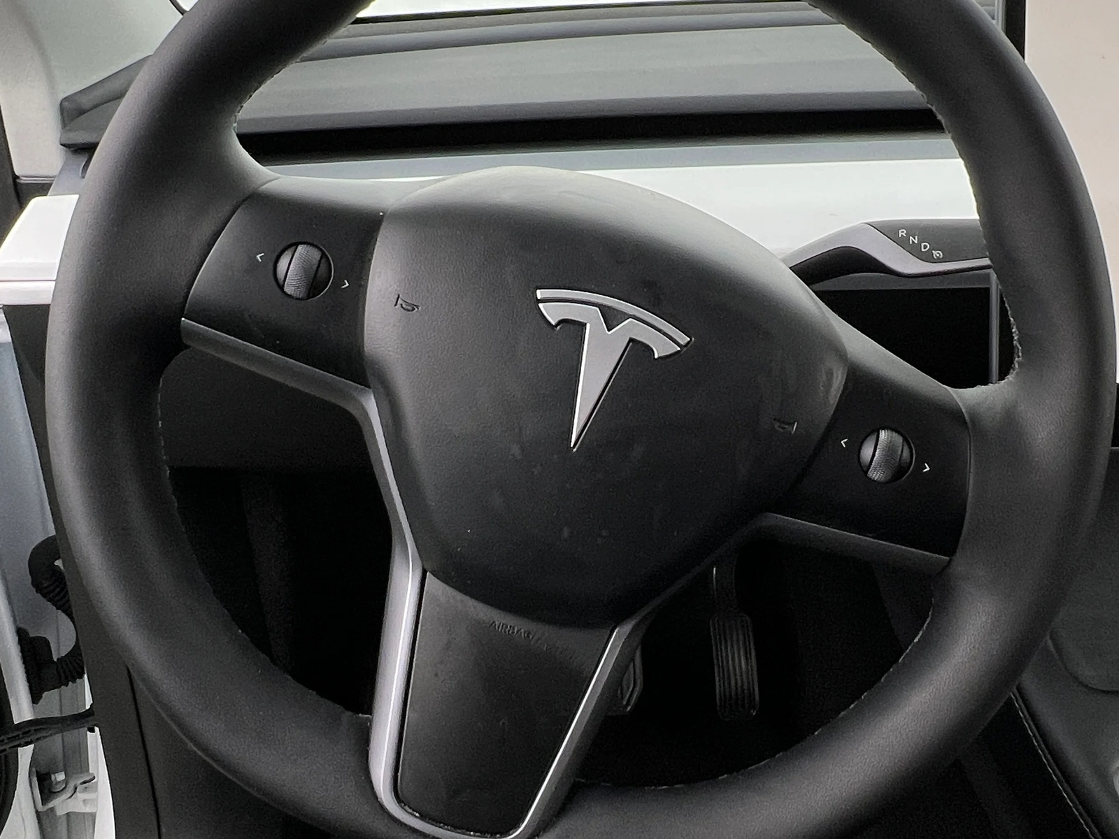 Thumbnail: 2025 Tesla Model Y - 4