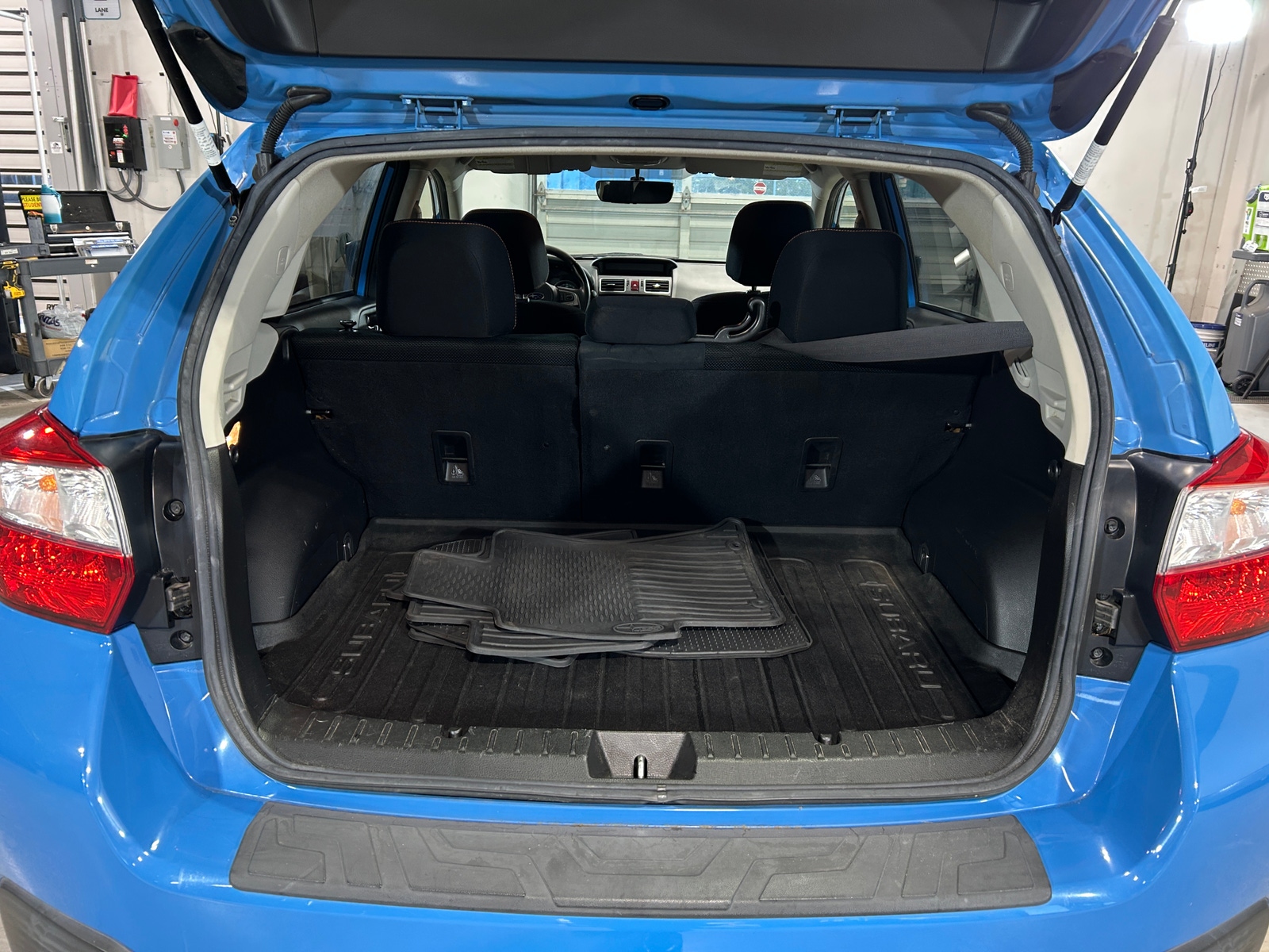 Thumbnail: 2017 Subaru Crosstrek - 7