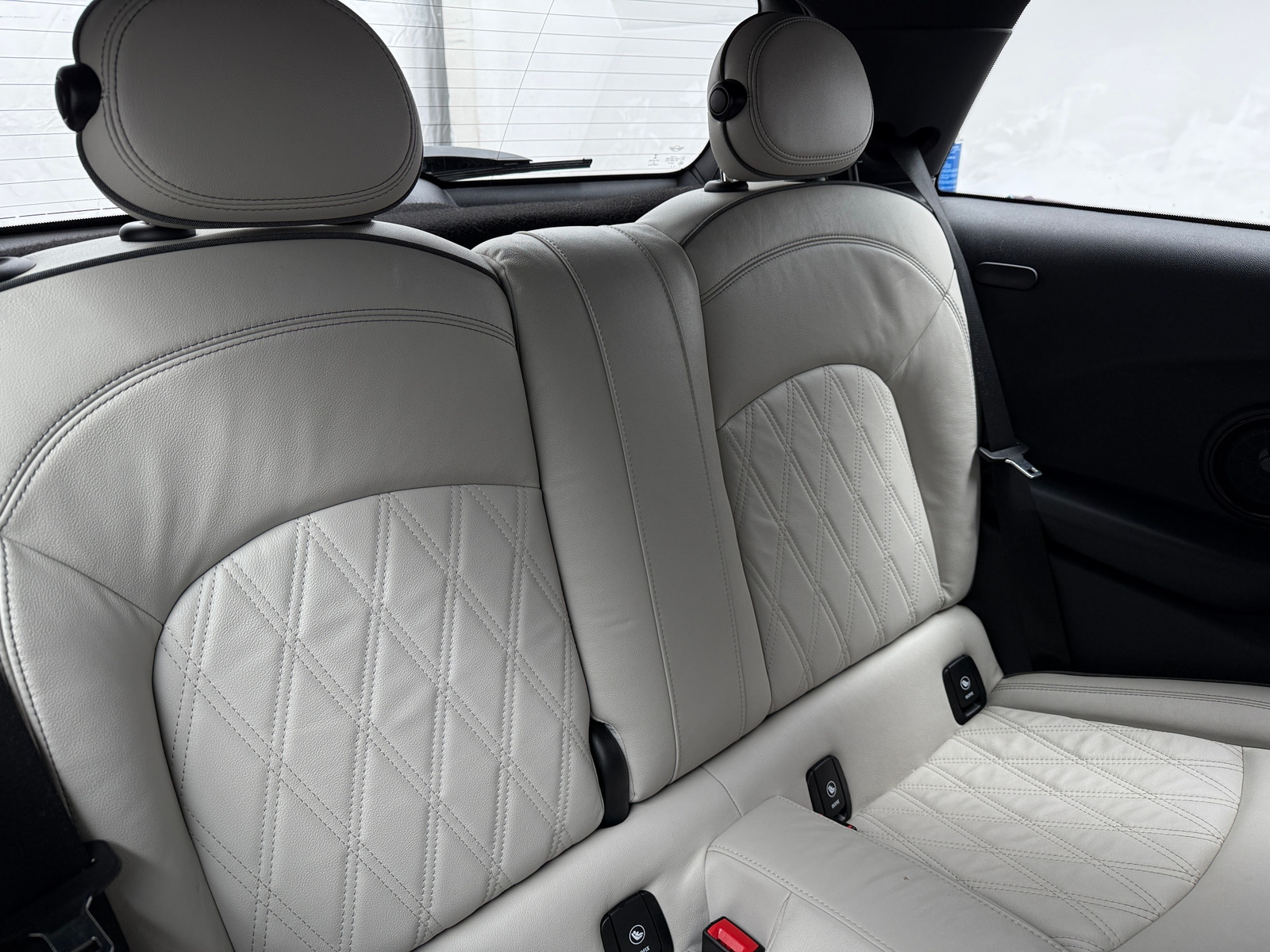 Thumbnail: 2022 MINI Cooper Hardtop - 5