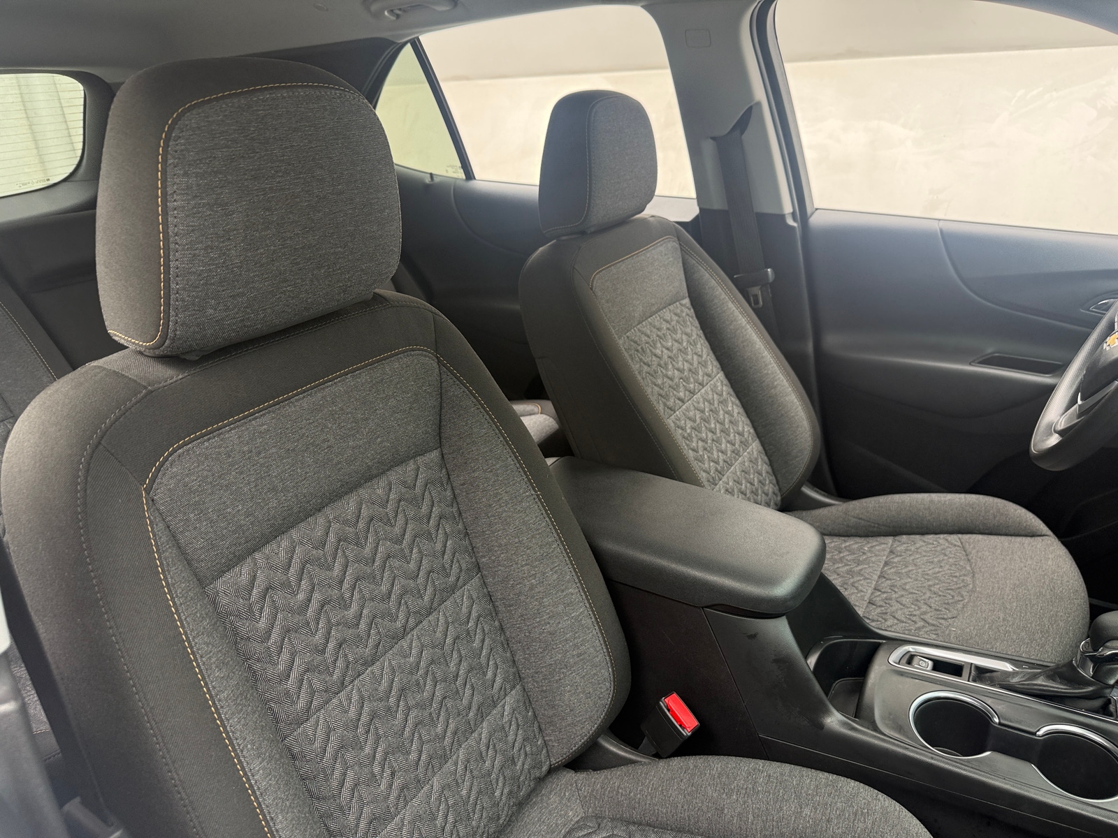 Thumbnail: 2022 Chevrolet Equinox - 2