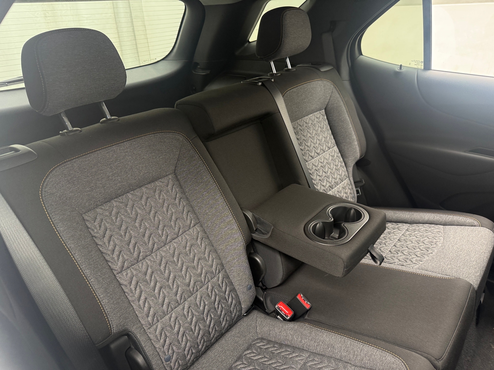 Thumbnail: 2022 Chevrolet Equinox - 6