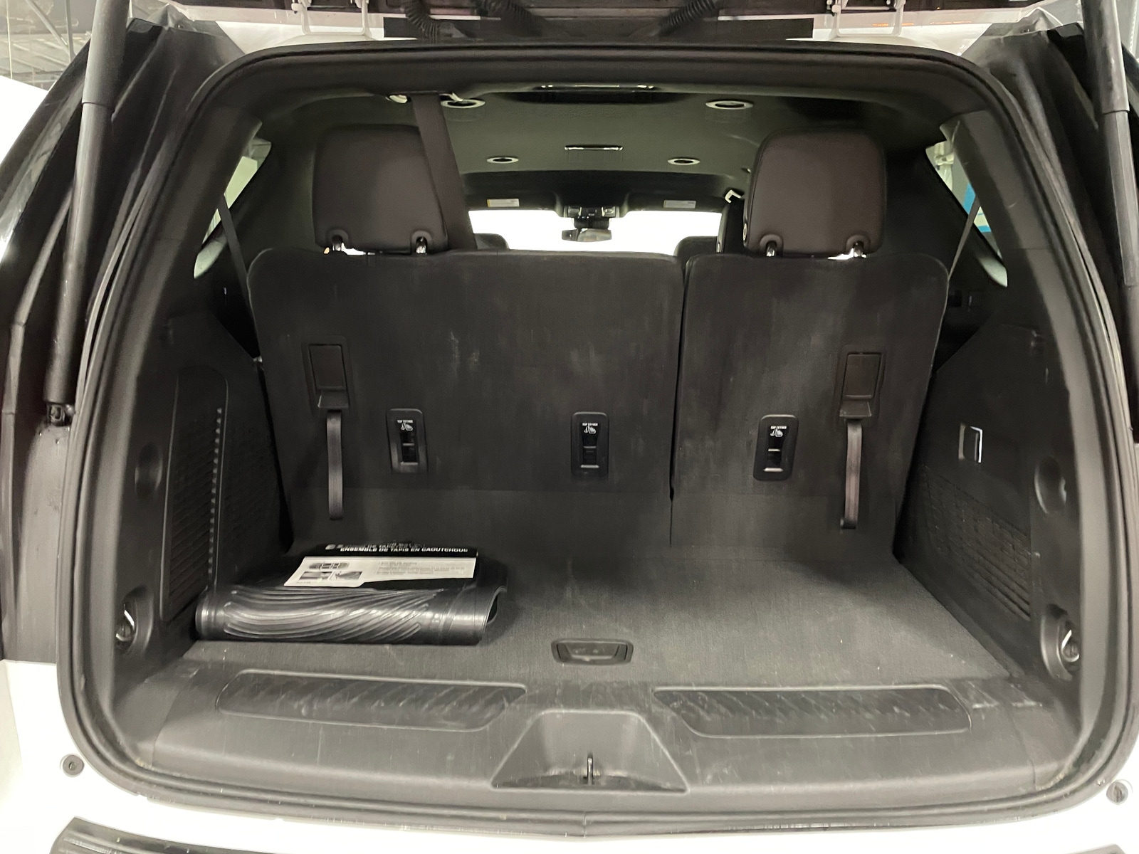 Thumbnail: 2025 Chevrolet Tahoe - 6