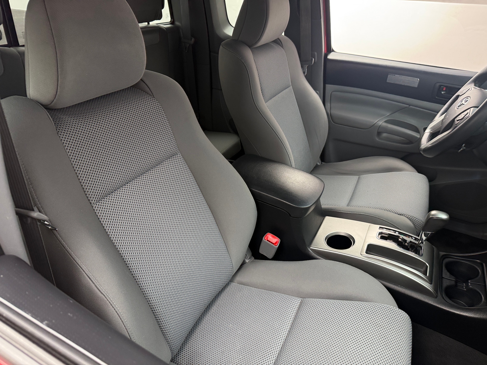 Thumbnail: 2015 Toyota Tacoma - 2