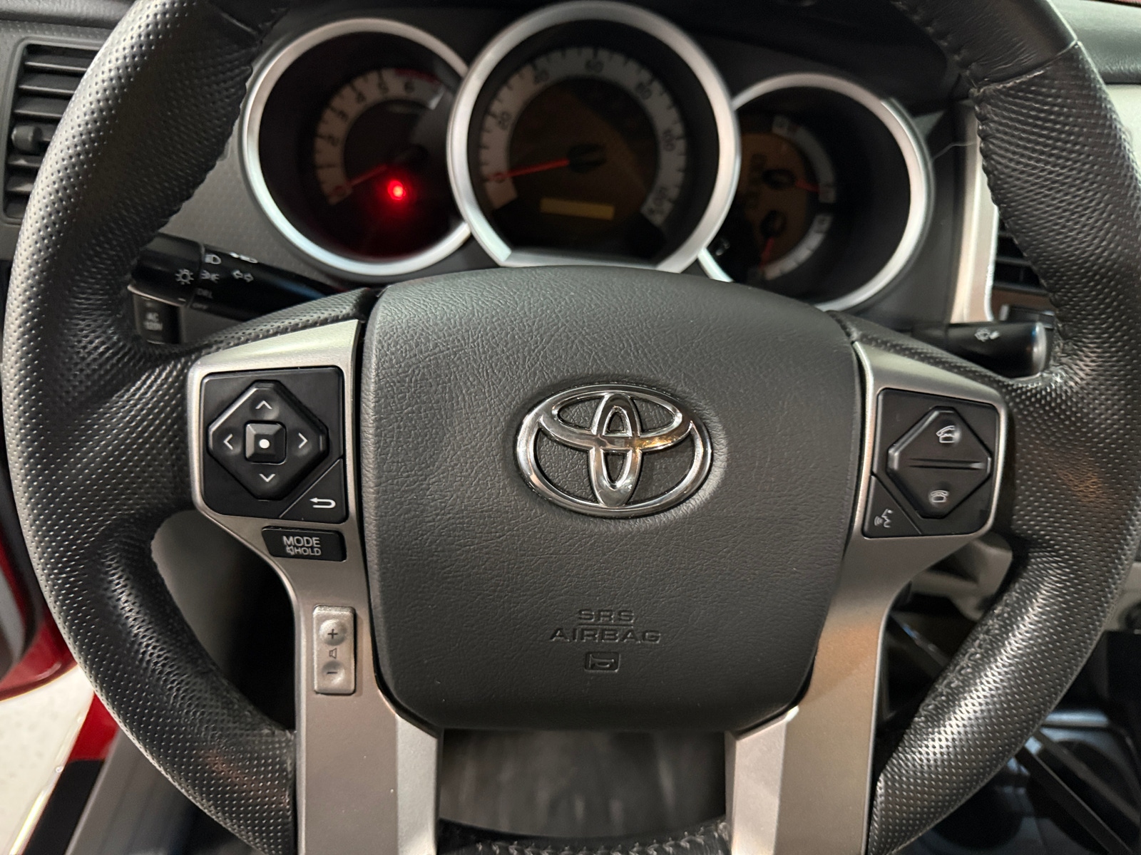 Thumbnail: 2015 Toyota Tacoma - 5