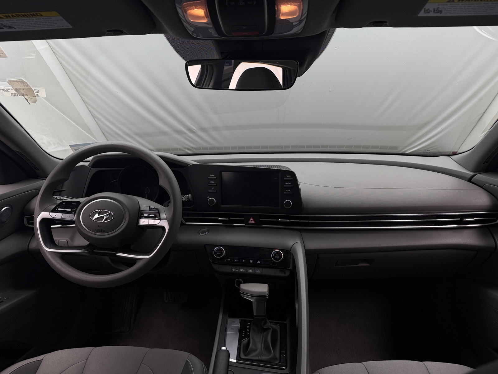 Thumbnail: 2023 Hyundai Elantra - 3