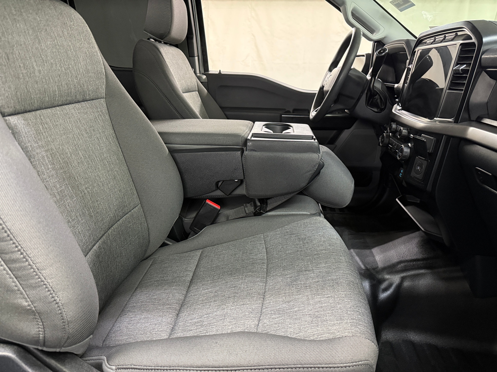 Thumbnail: 2024 Ford Econoline - 2