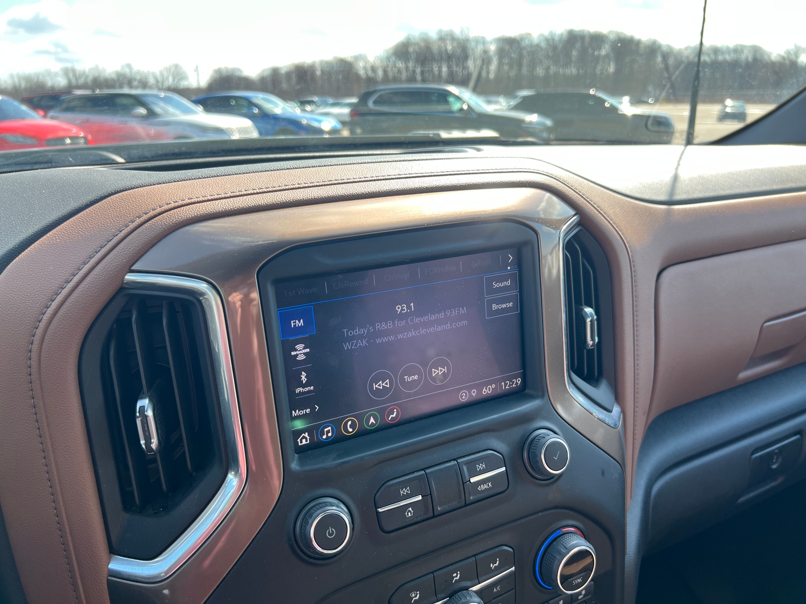 Thumbnail: 2022 Chevrolet Silverado 2500 - 3