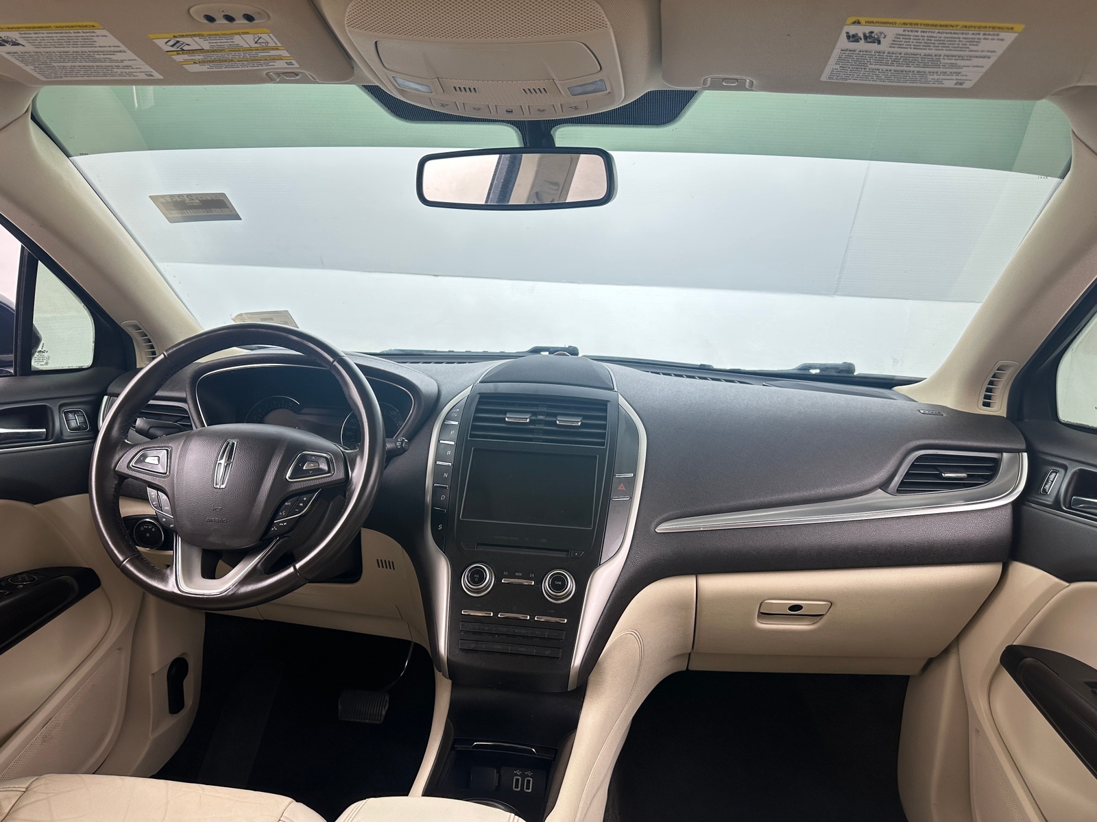 Thumbnail: 2016 Lincoln MKC - 2