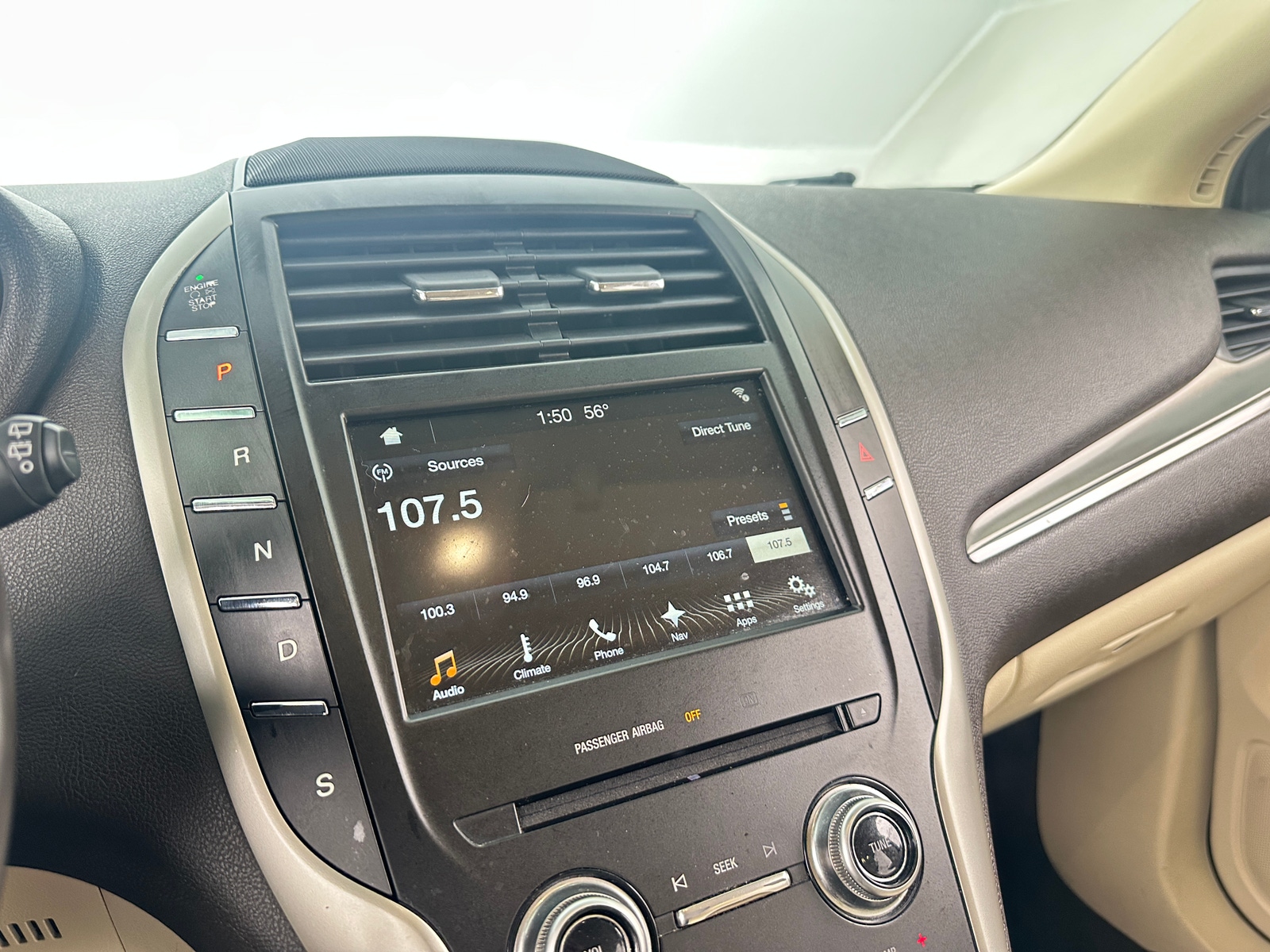 Thumbnail: 2016 Lincoln MKC - 3