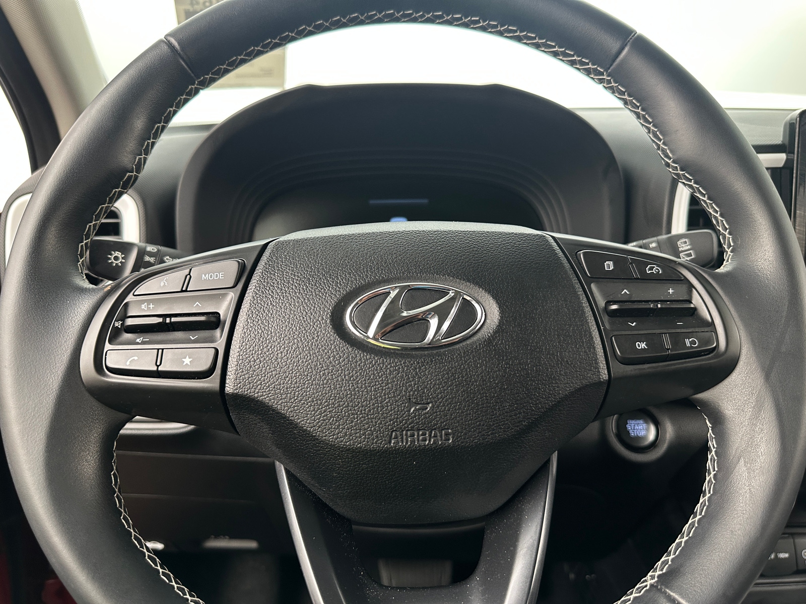 Thumbnail: 2024 Hyundai Venue - 4