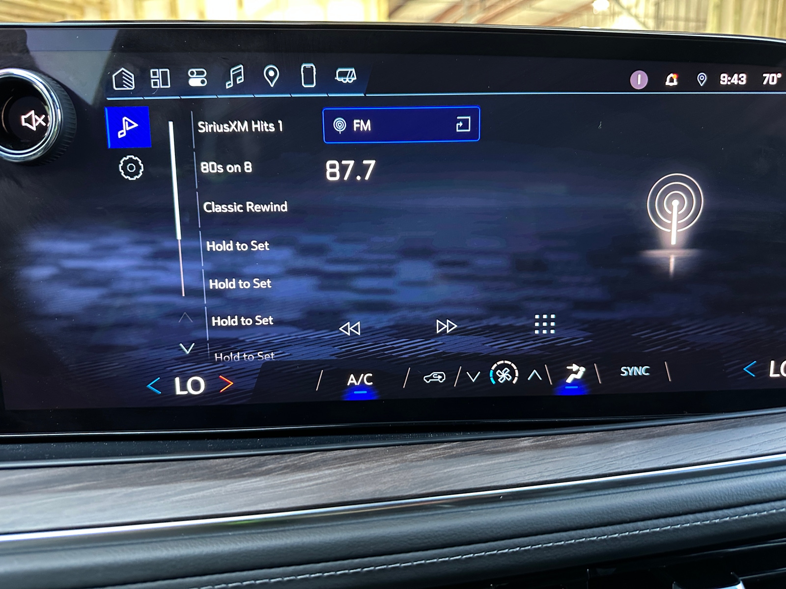 Thumbnail: 2025 Chevrolet Suburban - 3