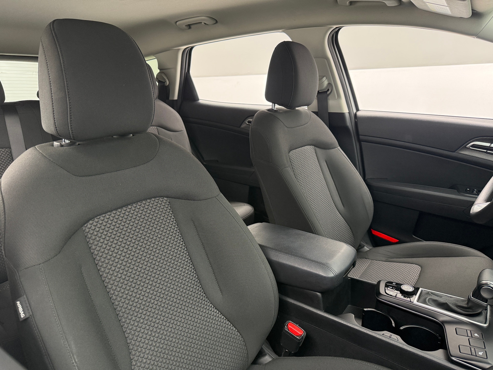 Thumbnail: 2025 Kia Sportage - 2