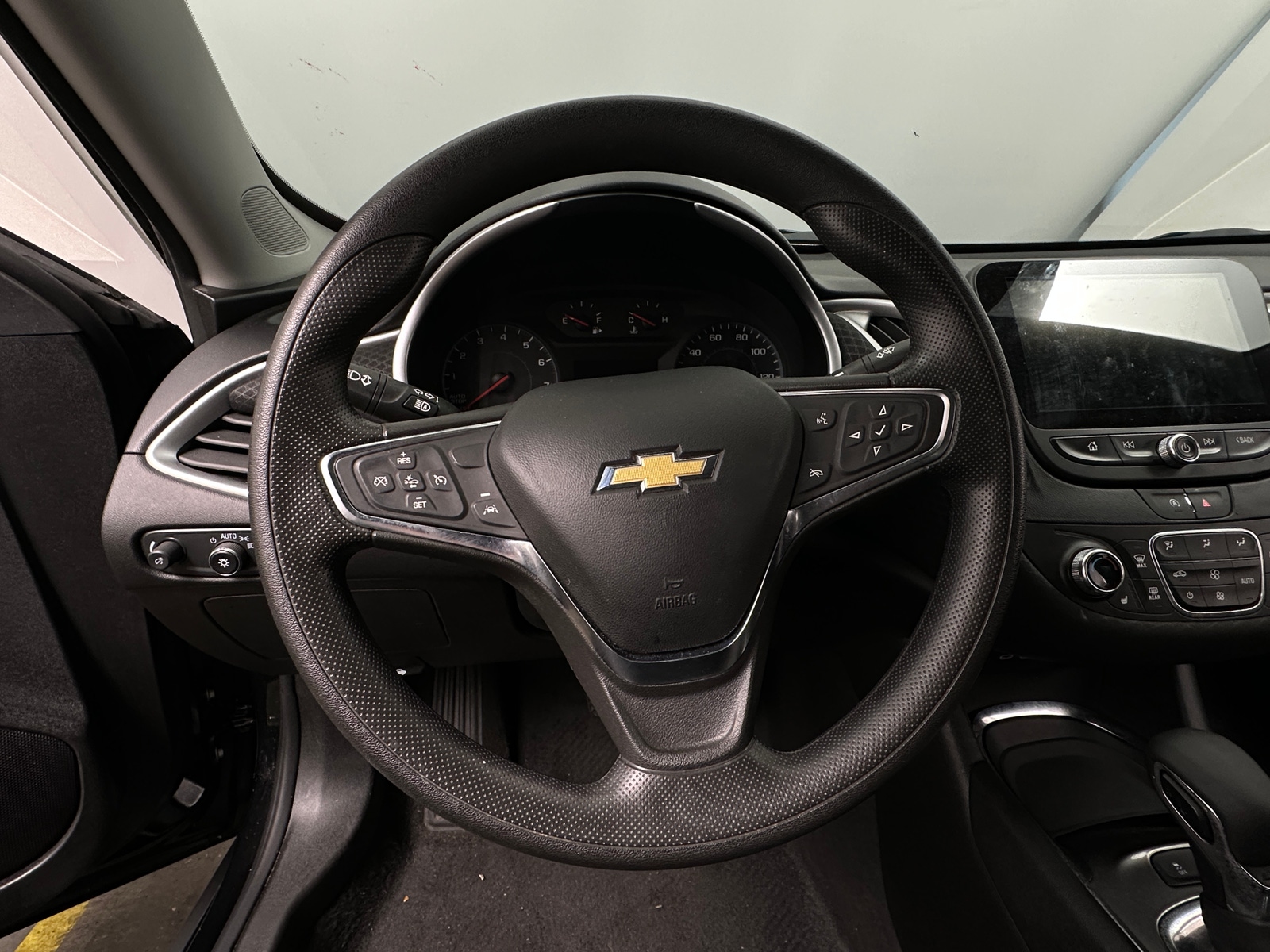 Thumbnail: 2024 Chevrolet Malibu - 5