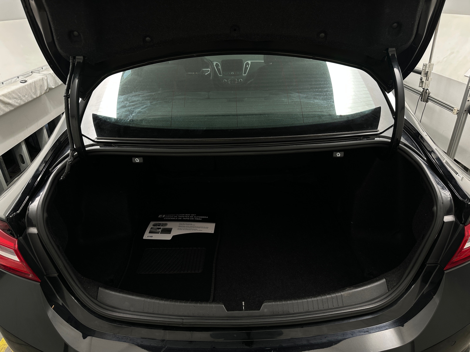 Thumbnail: 2024 Chevrolet Malibu - 7