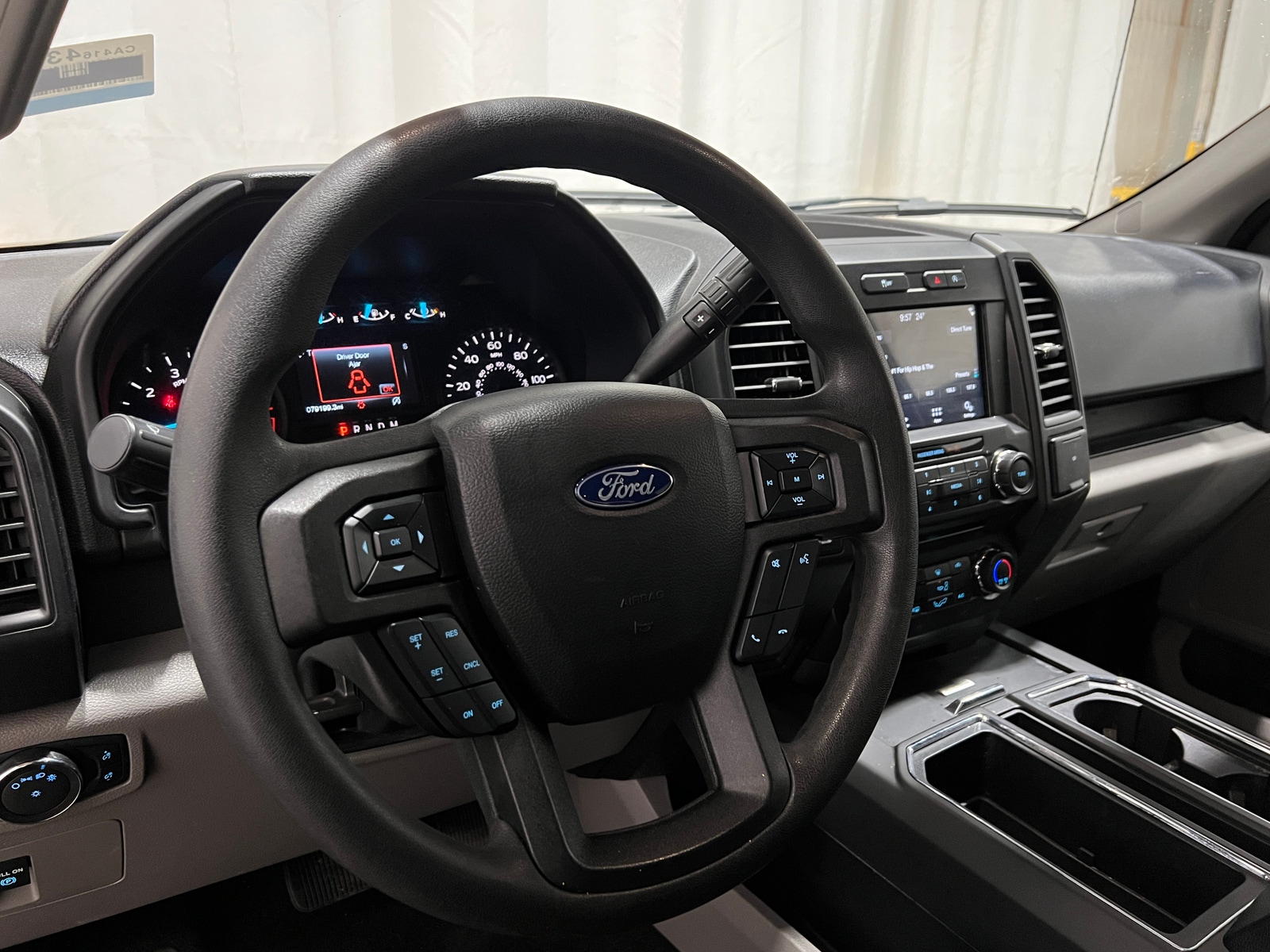 Thumbnail: 2018 Ford Econoline - 5