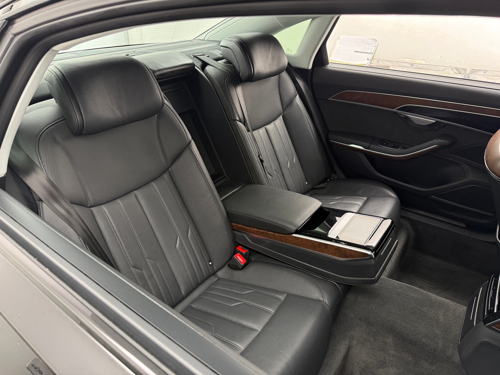 Thumbnail: 2021 Audi A8 - 5