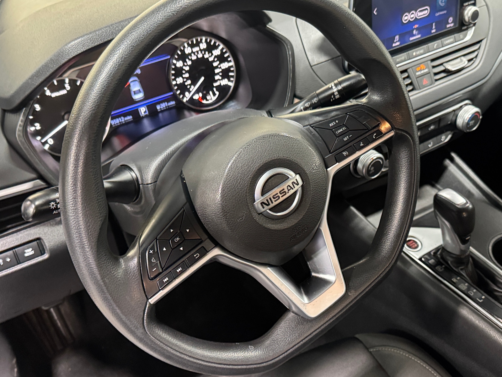 Thumbnail: 2019 Nissan Altima - 5