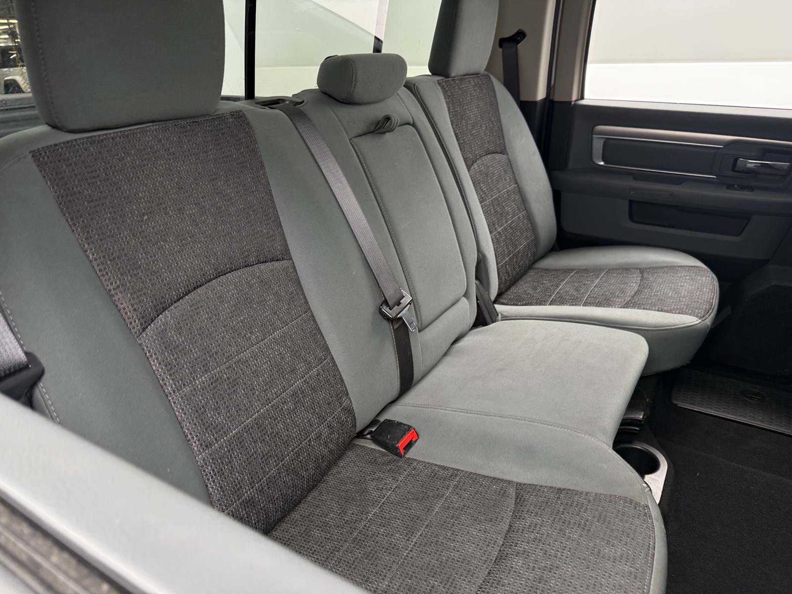 Thumbnail: 2020 RAM 1500 Classic - 6