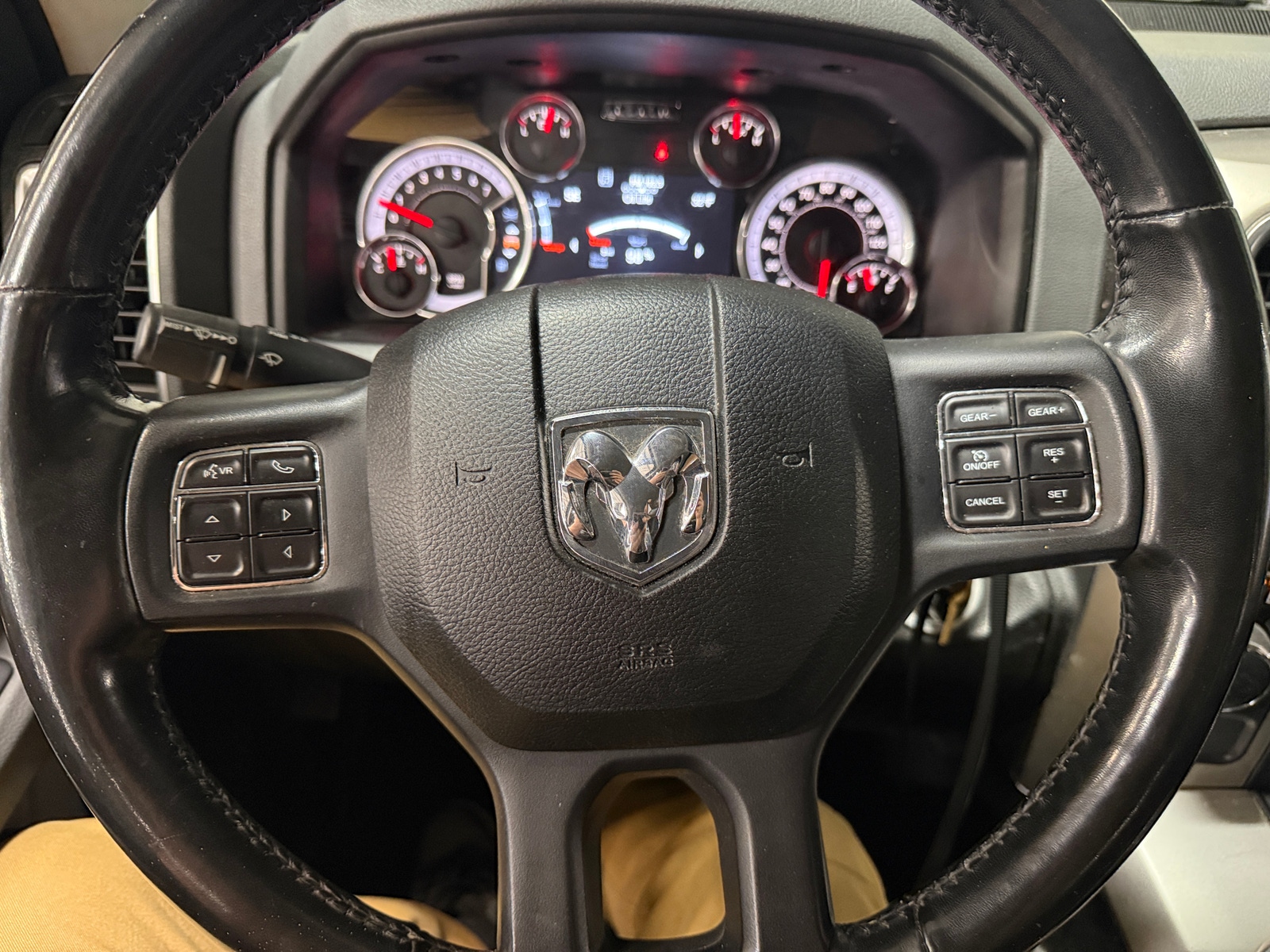 Thumbnail: 2020 RAM 1500 Classic - 5