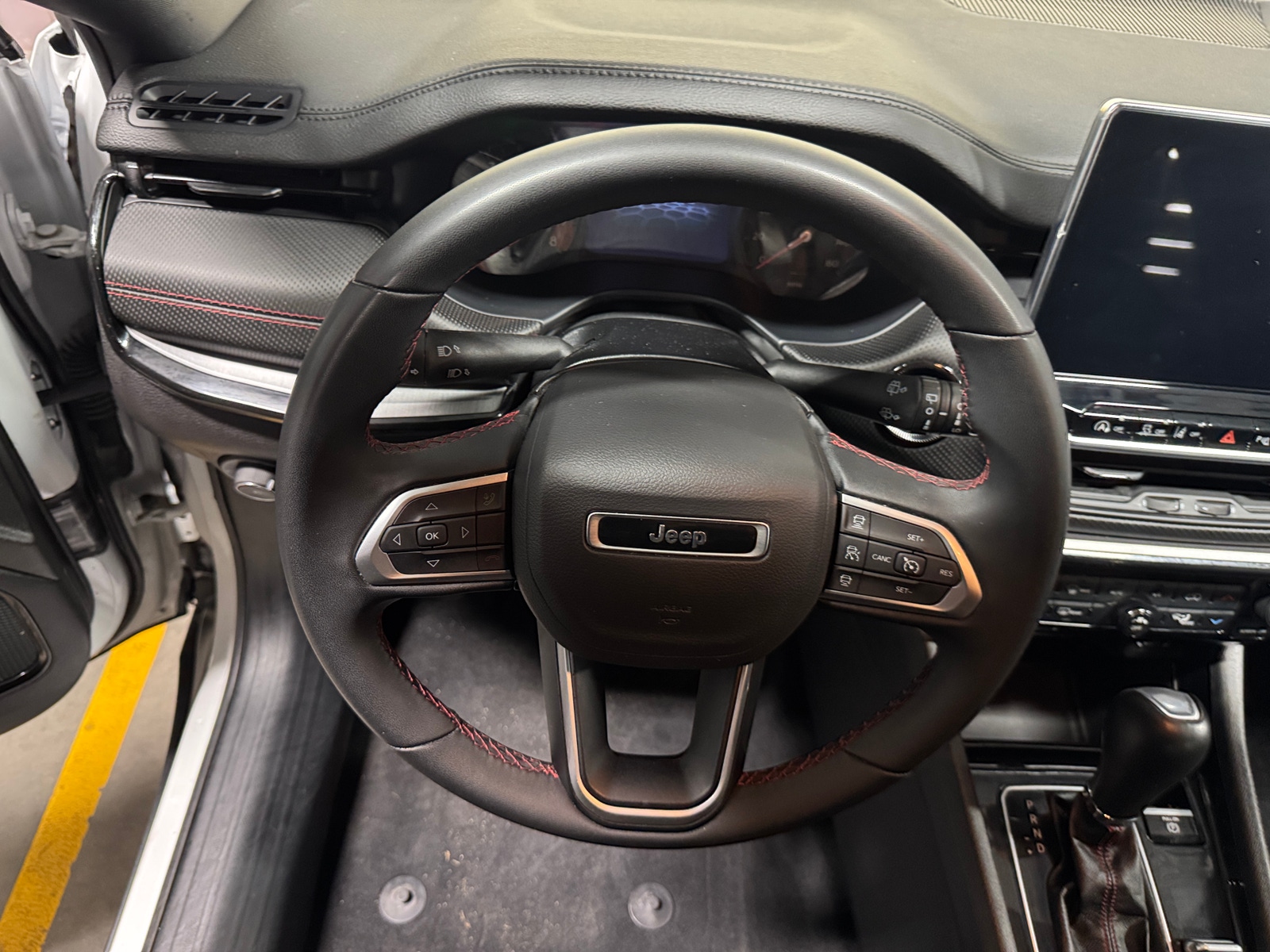 Thumbnail: 2025 Jeep Compass - 4