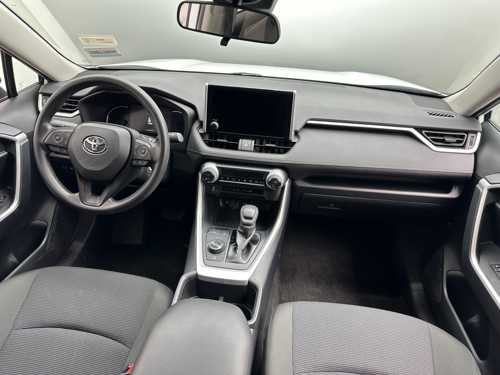 Thumbnail: 2025 Toyota RAV4 - 3