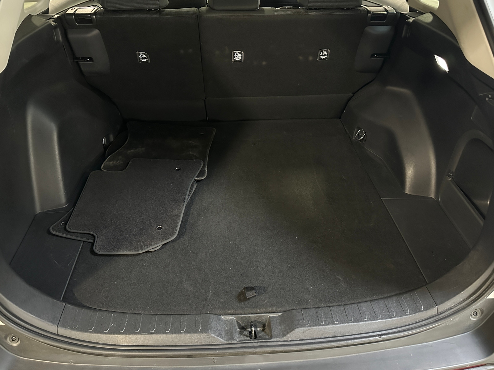 Thumbnail: 2025 Toyota RAV4 - 7