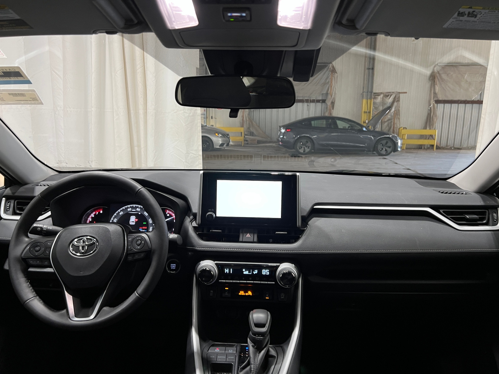 Thumbnail: 2025 Toyota RAV4 - 3