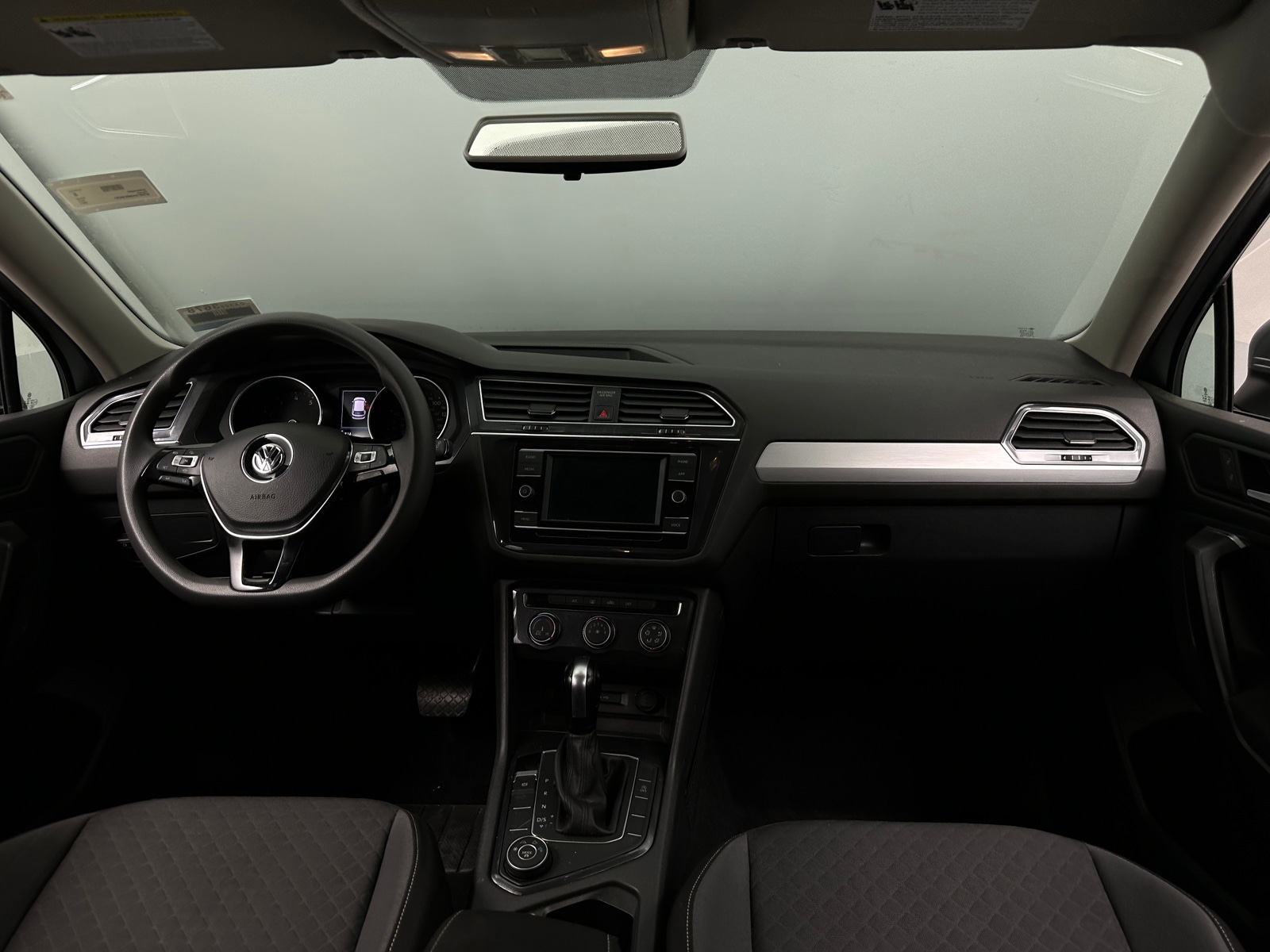 Thumbnail: 2021 Volkswagen Tiguan - 3