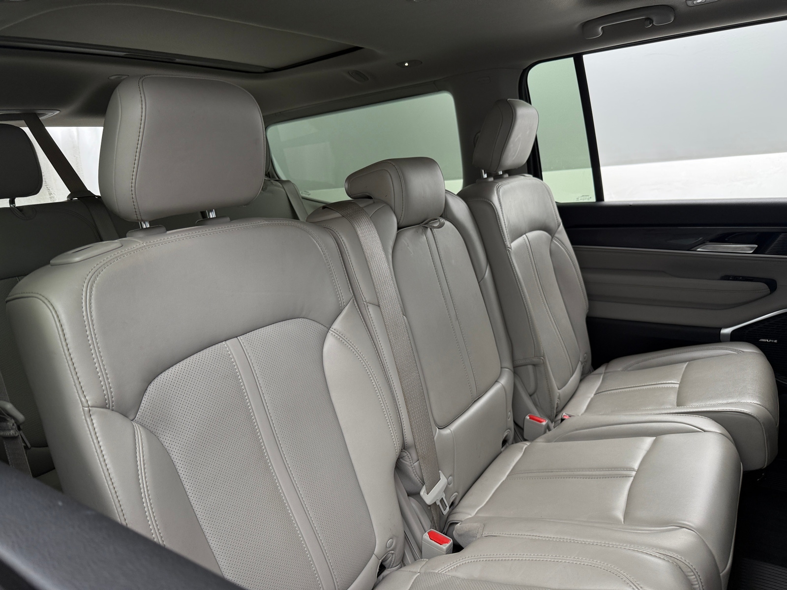 Thumbnail: 2023 Jeep Wagoneer - 5