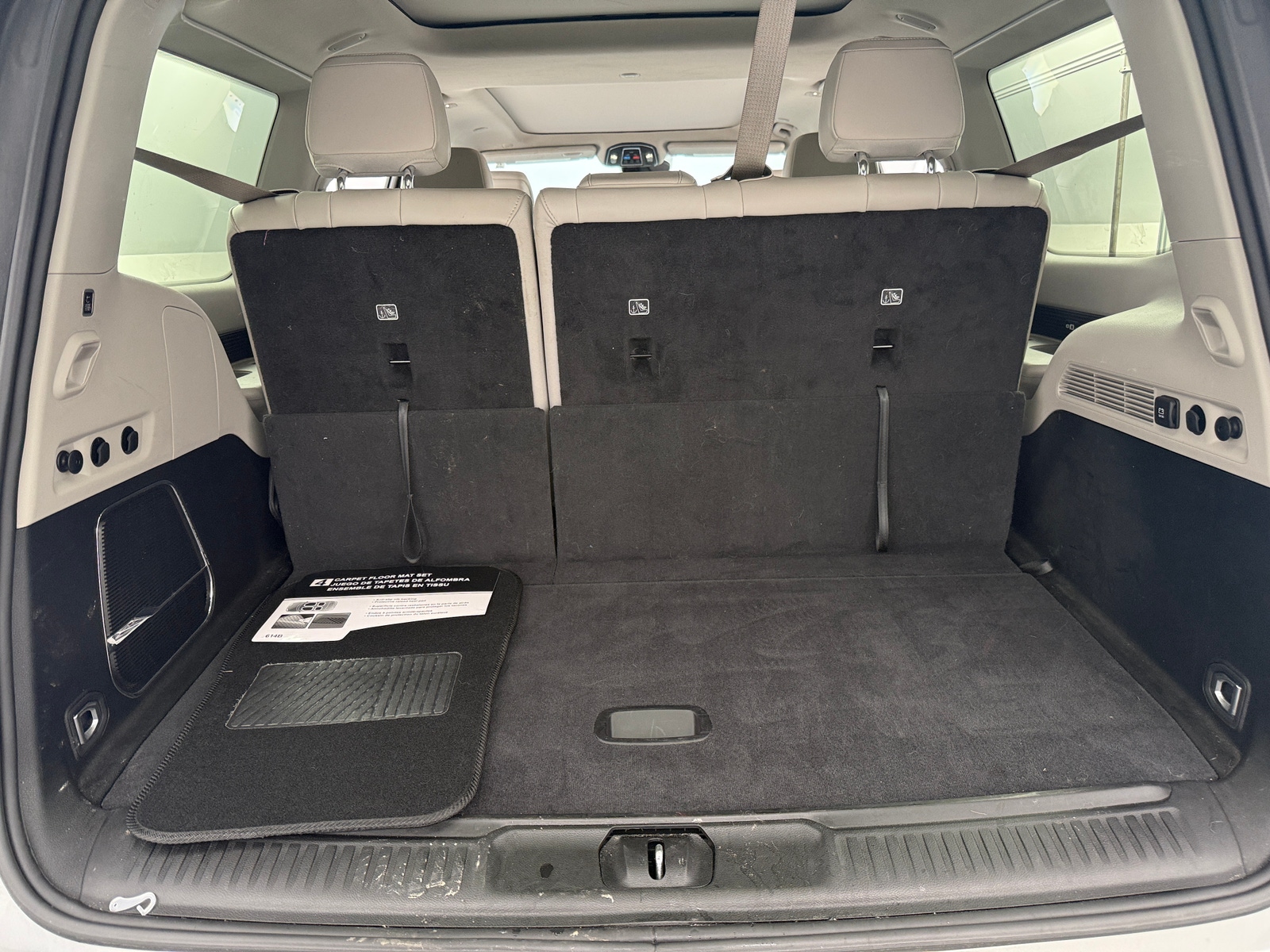 Thumbnail: 2023 Jeep Wagoneer - 6