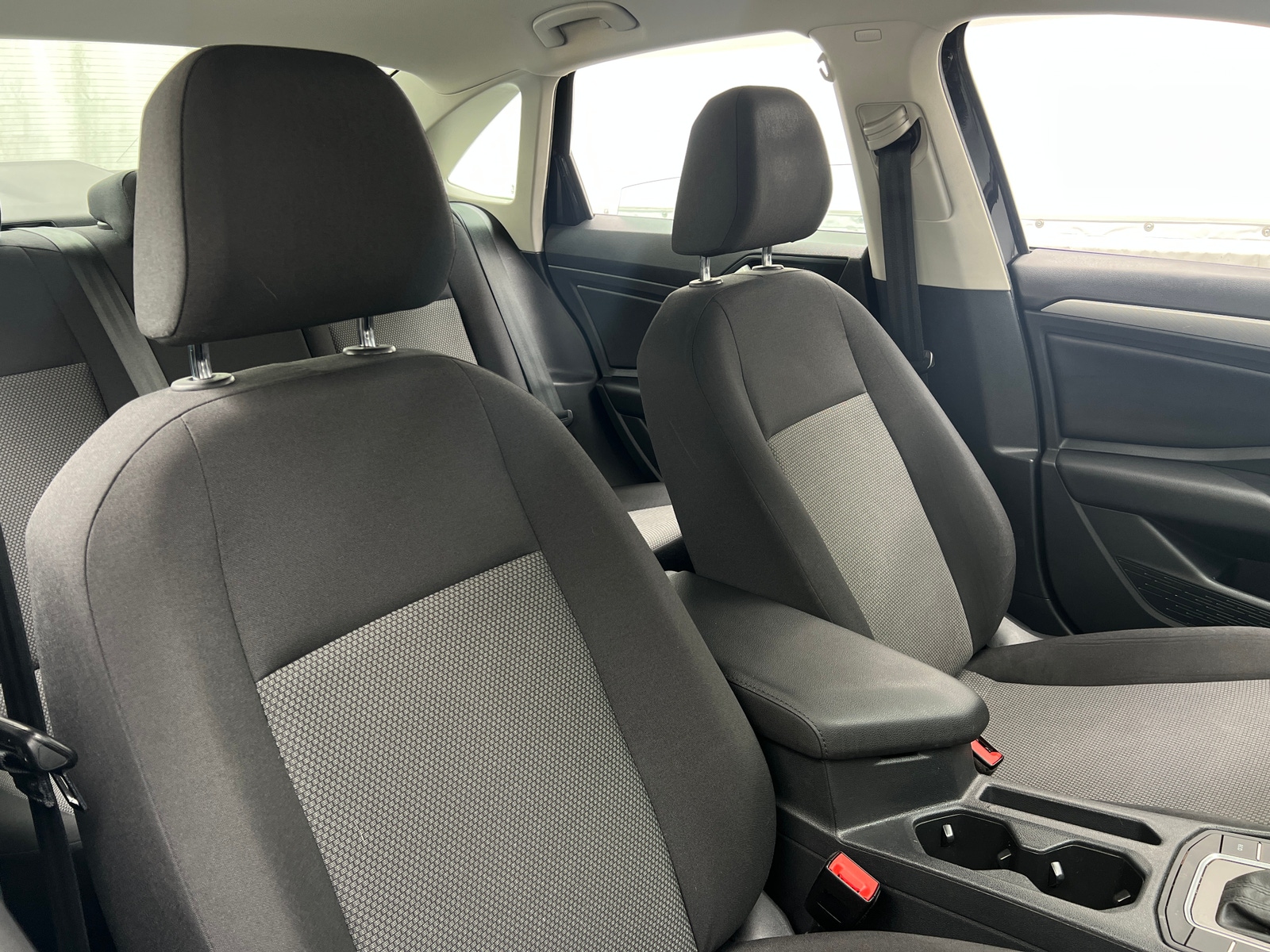 Thumbnail: 2021 Volkswagen Jetta - 2