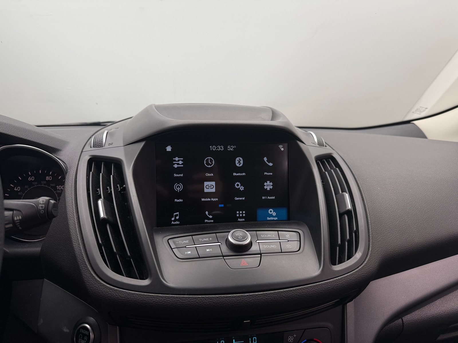 Thumbnail: 2019 Ford Escape - 4