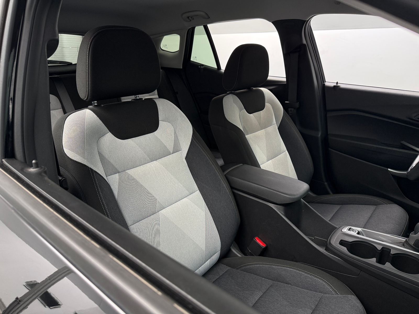 Thumbnail: 2024 Chevrolet Trax - 2