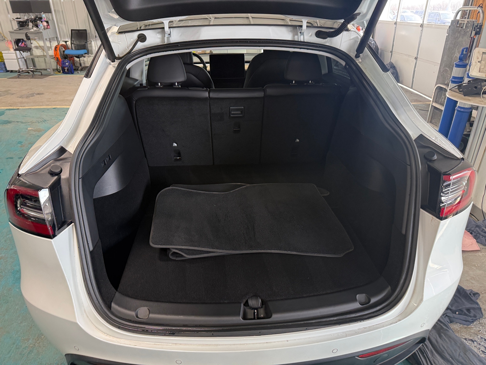 Thumbnail: 2021 Tesla Model Y - 6