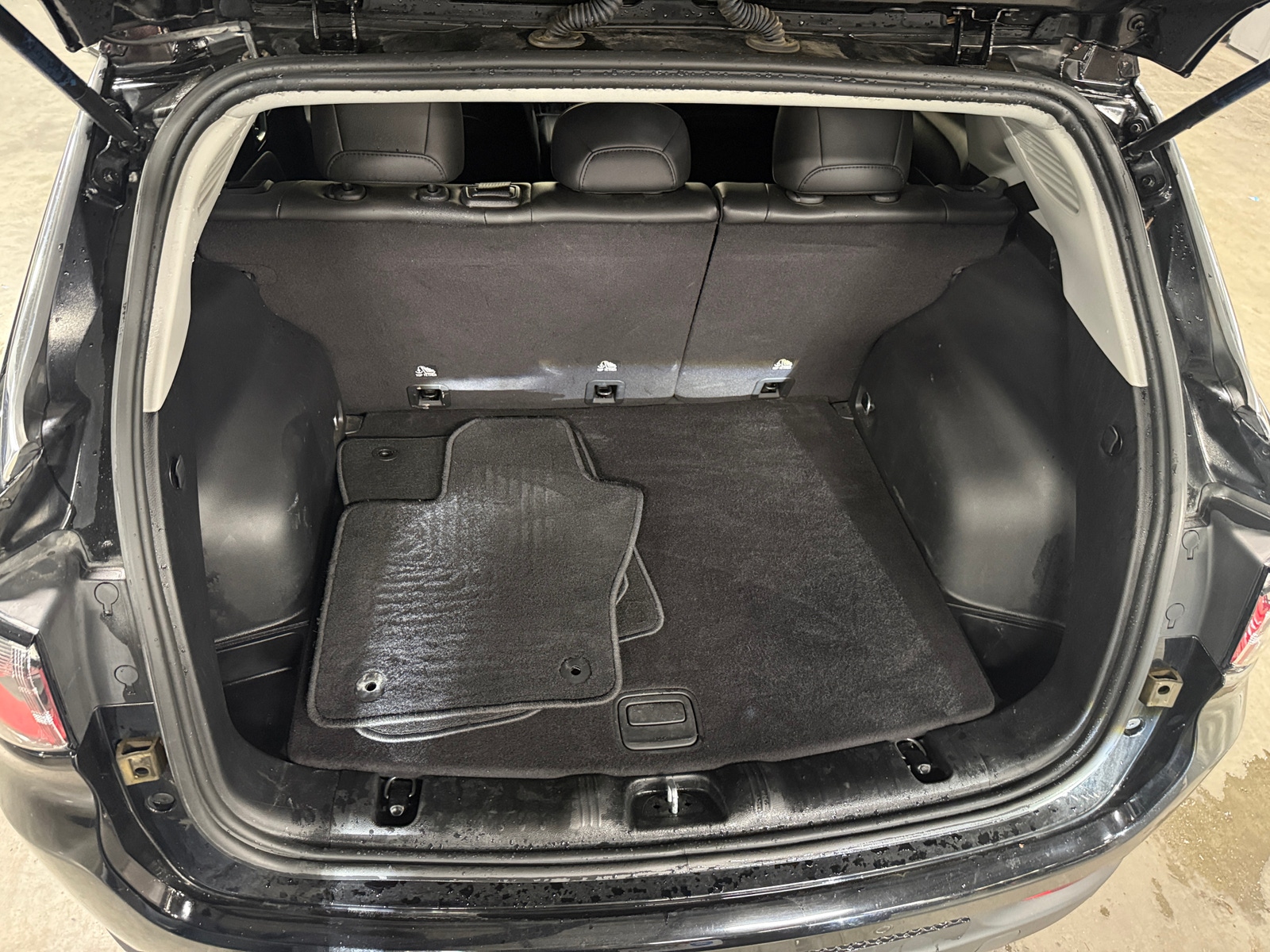 Thumbnail: 2022 Jeep Compass - 6