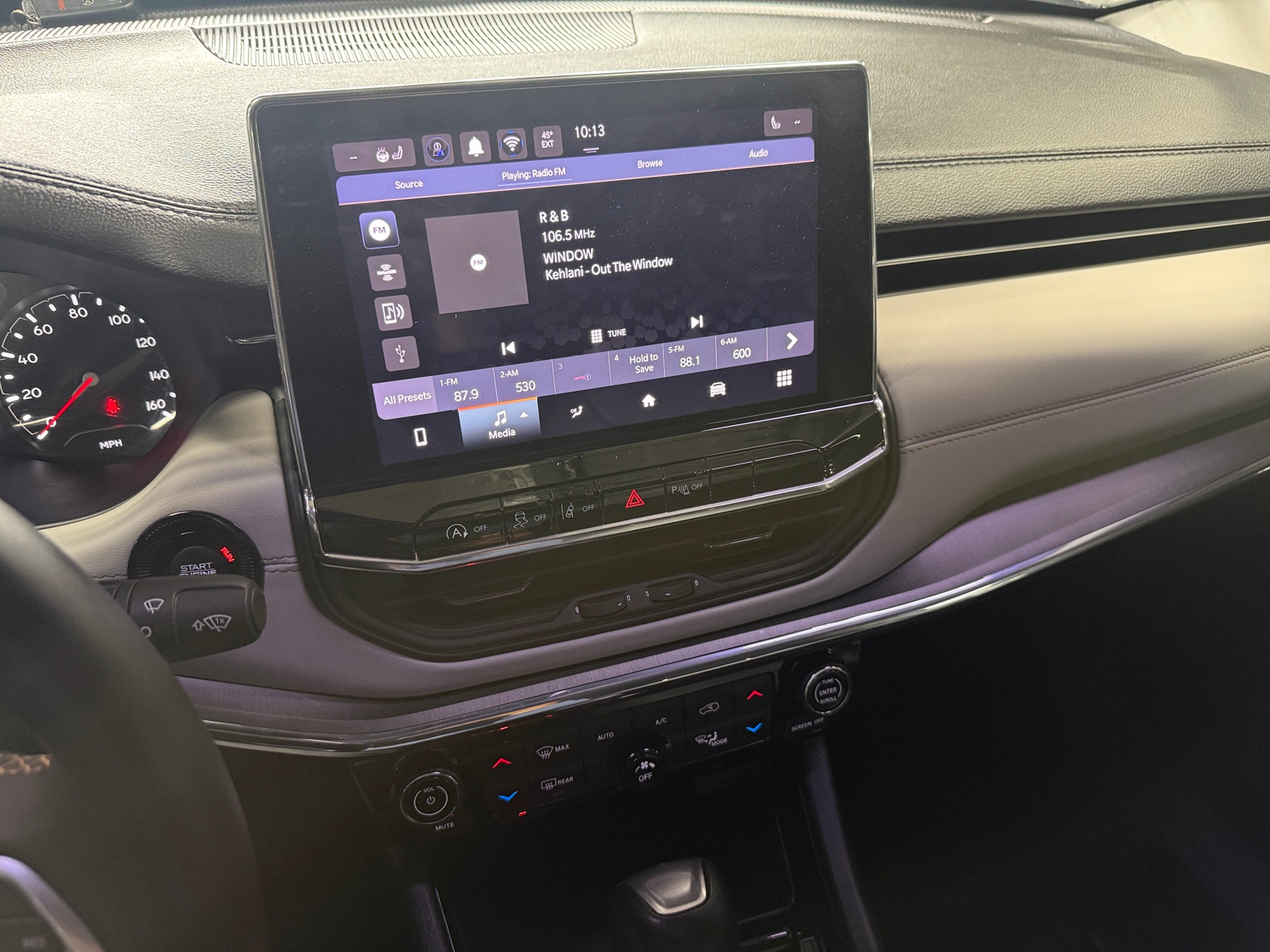 Thumbnail: 2022 Jeep Compass - 3