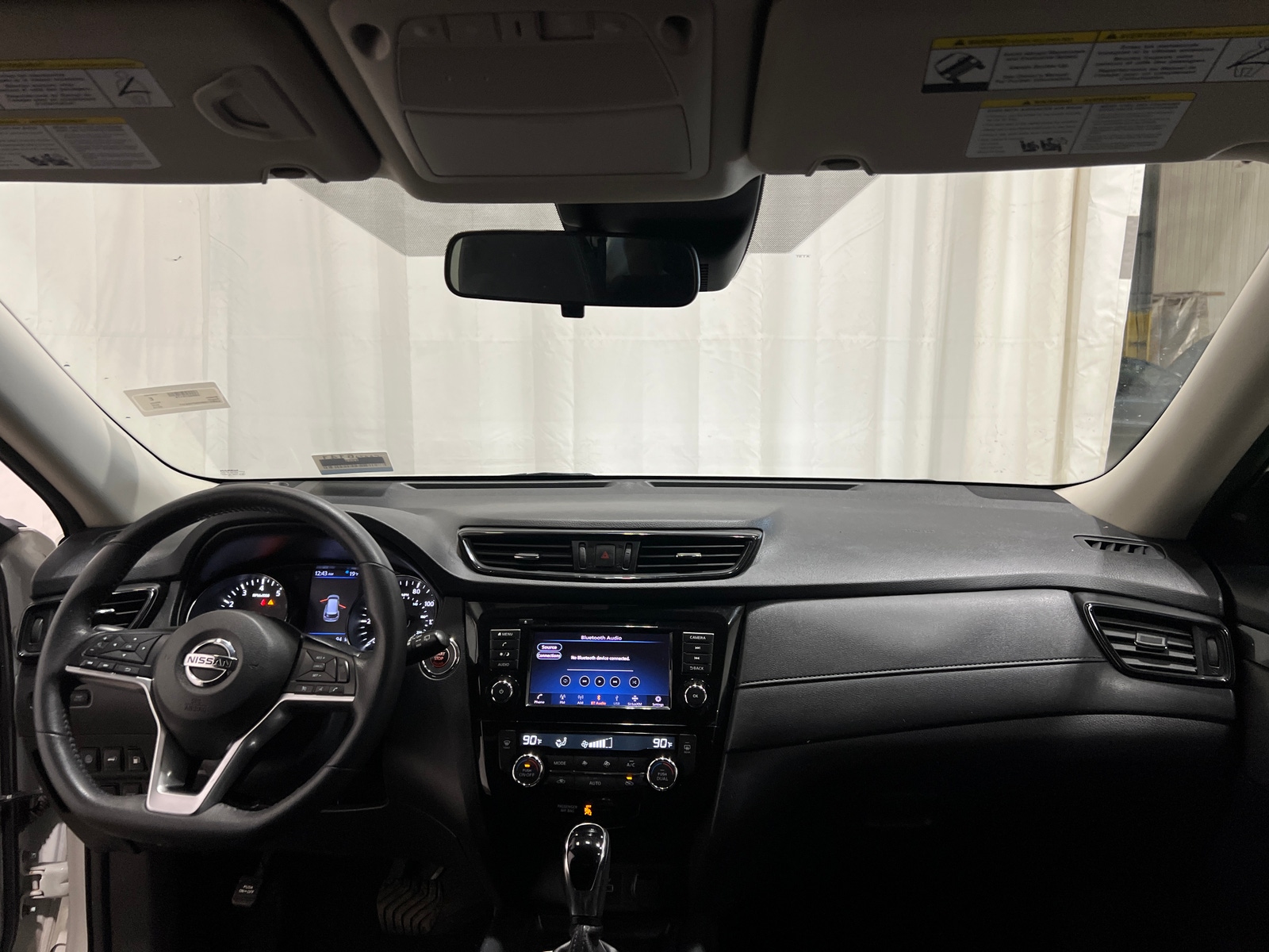 Thumbnail: 2019 Nissan Rogue - 3