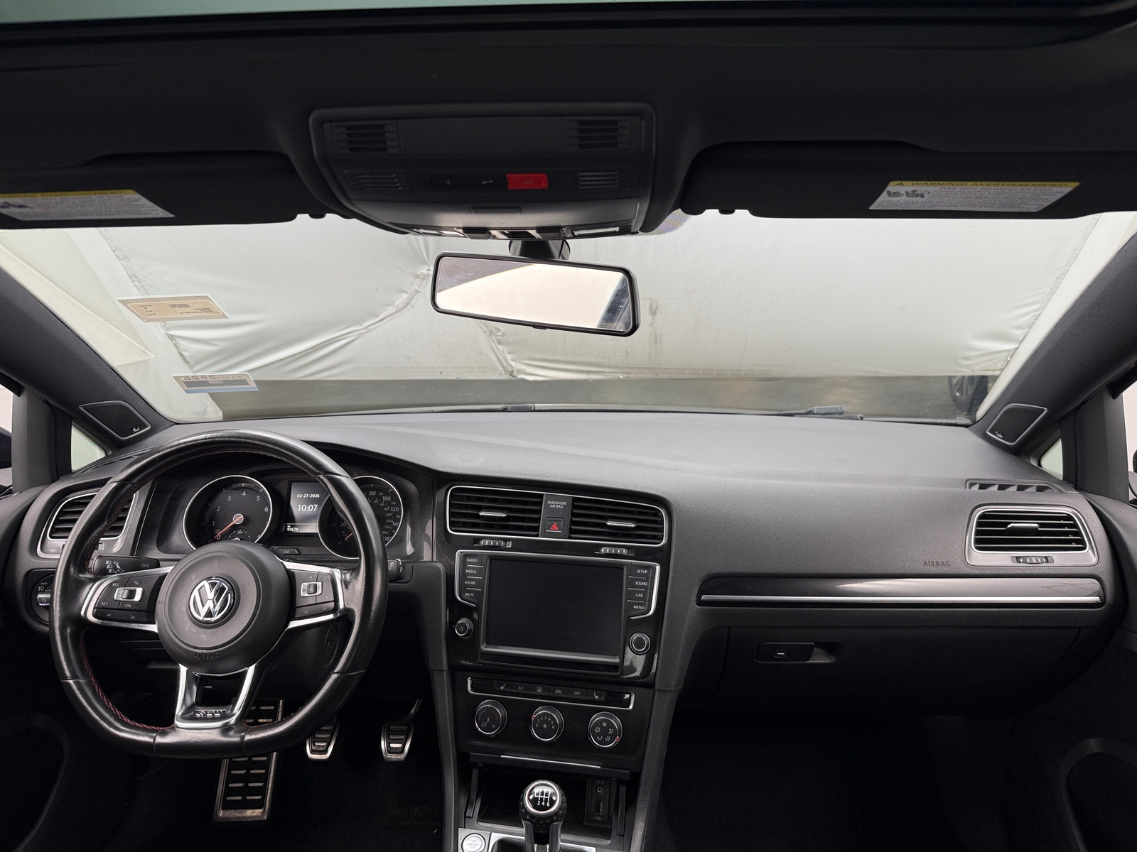 Thumbnail: 2015 Volkswagen Golf - 2