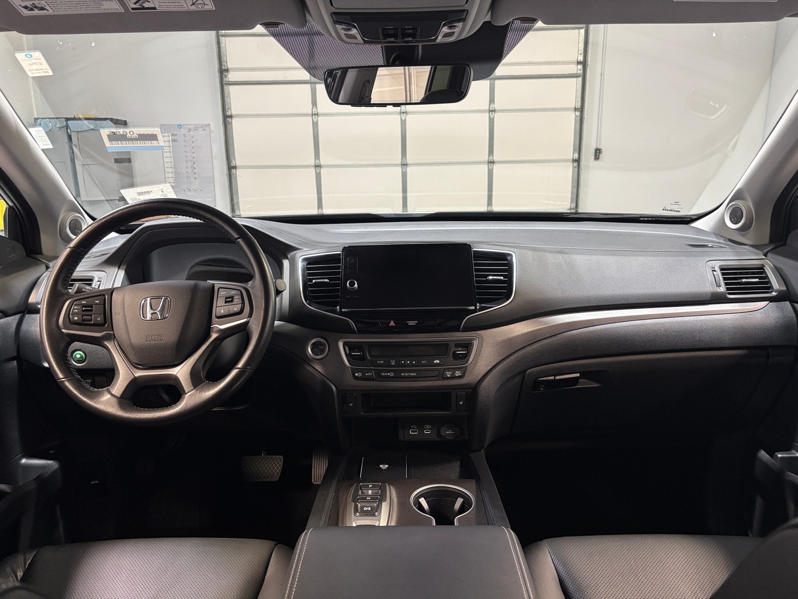 Thumbnail: 2025 Honda Ridgeline - 2