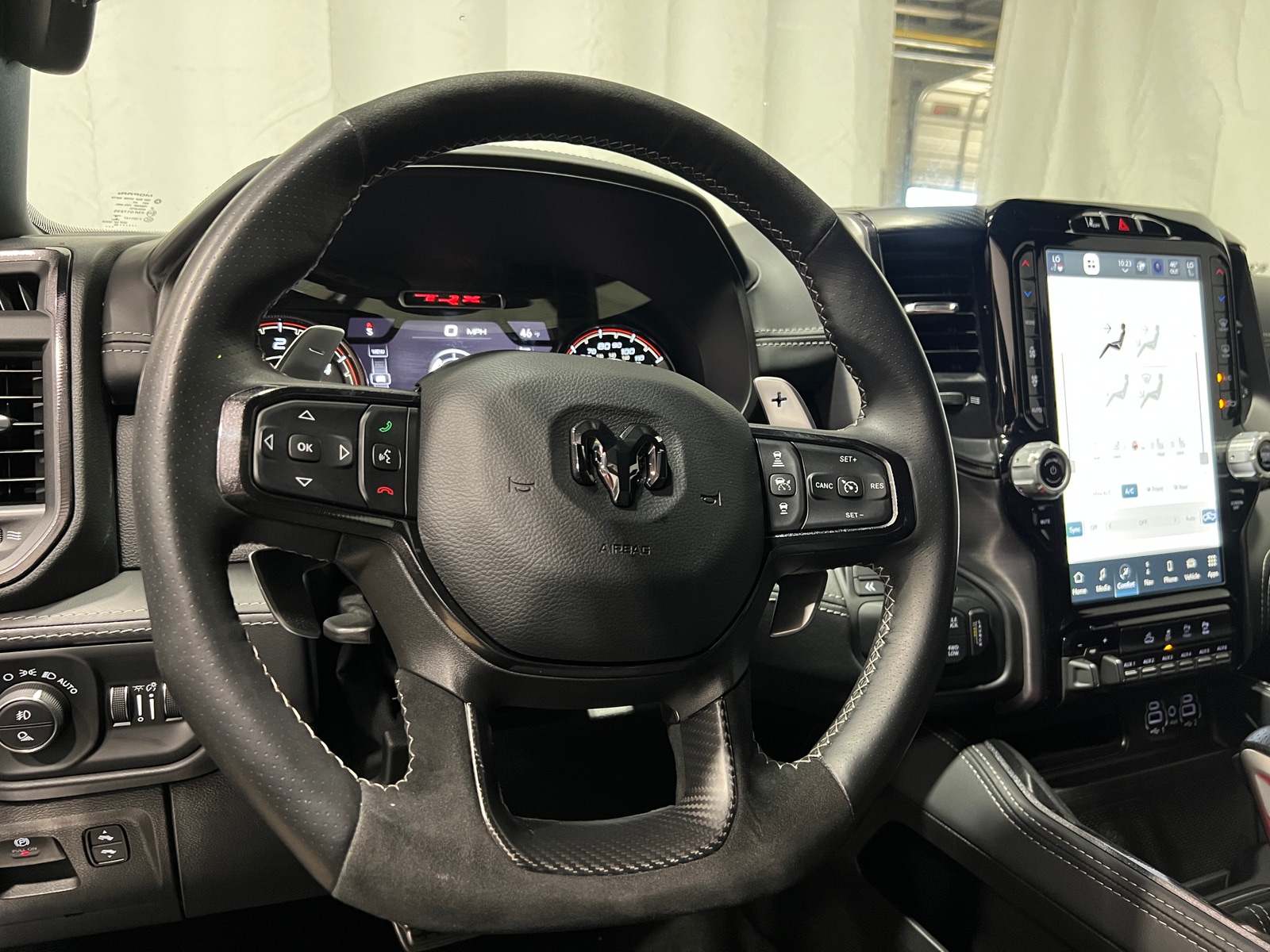 Thumbnail: 2022 RAM 1500 - 4