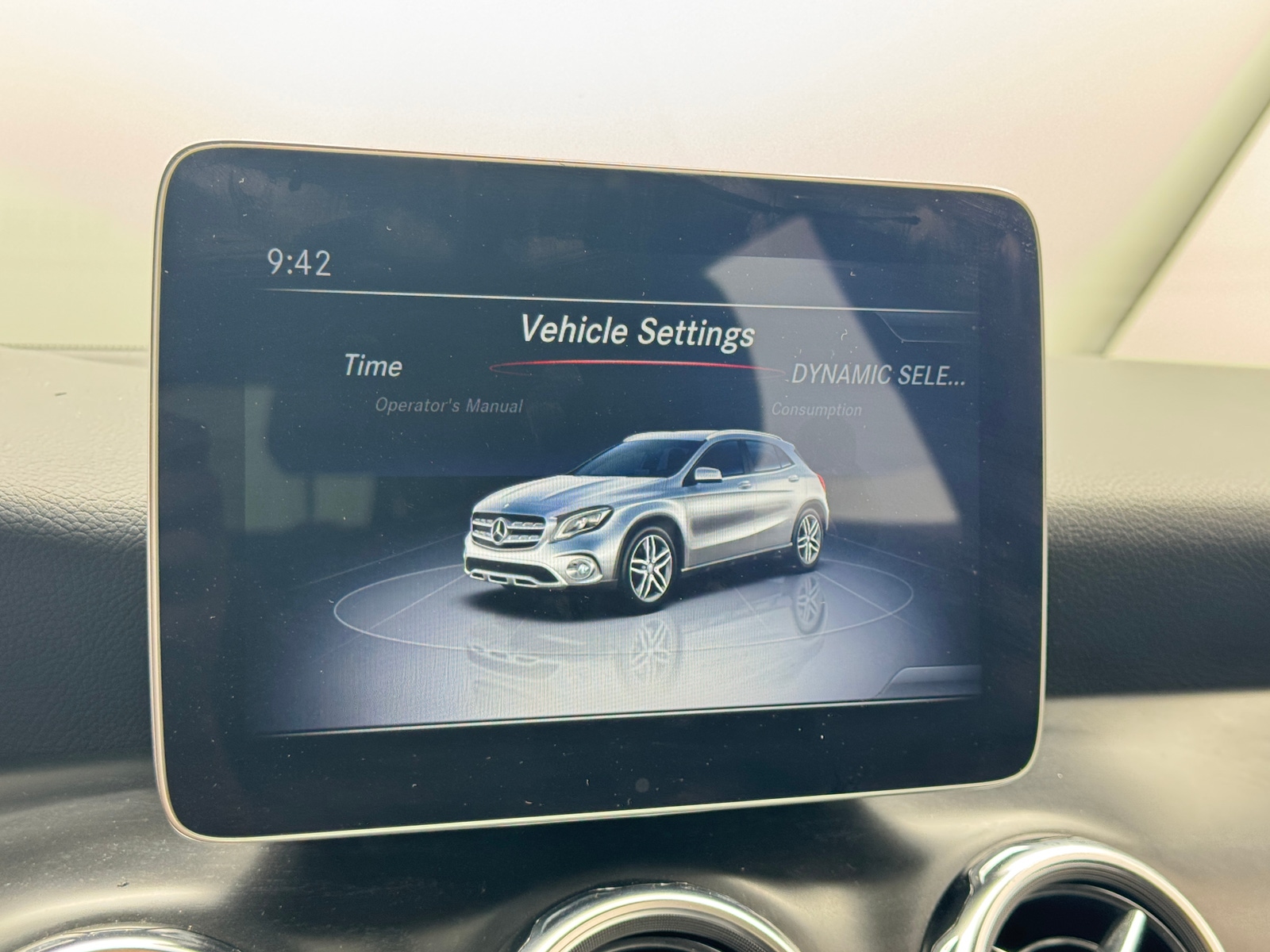 Thumbnail: 2019 Mercedes-Benz GLA - 3