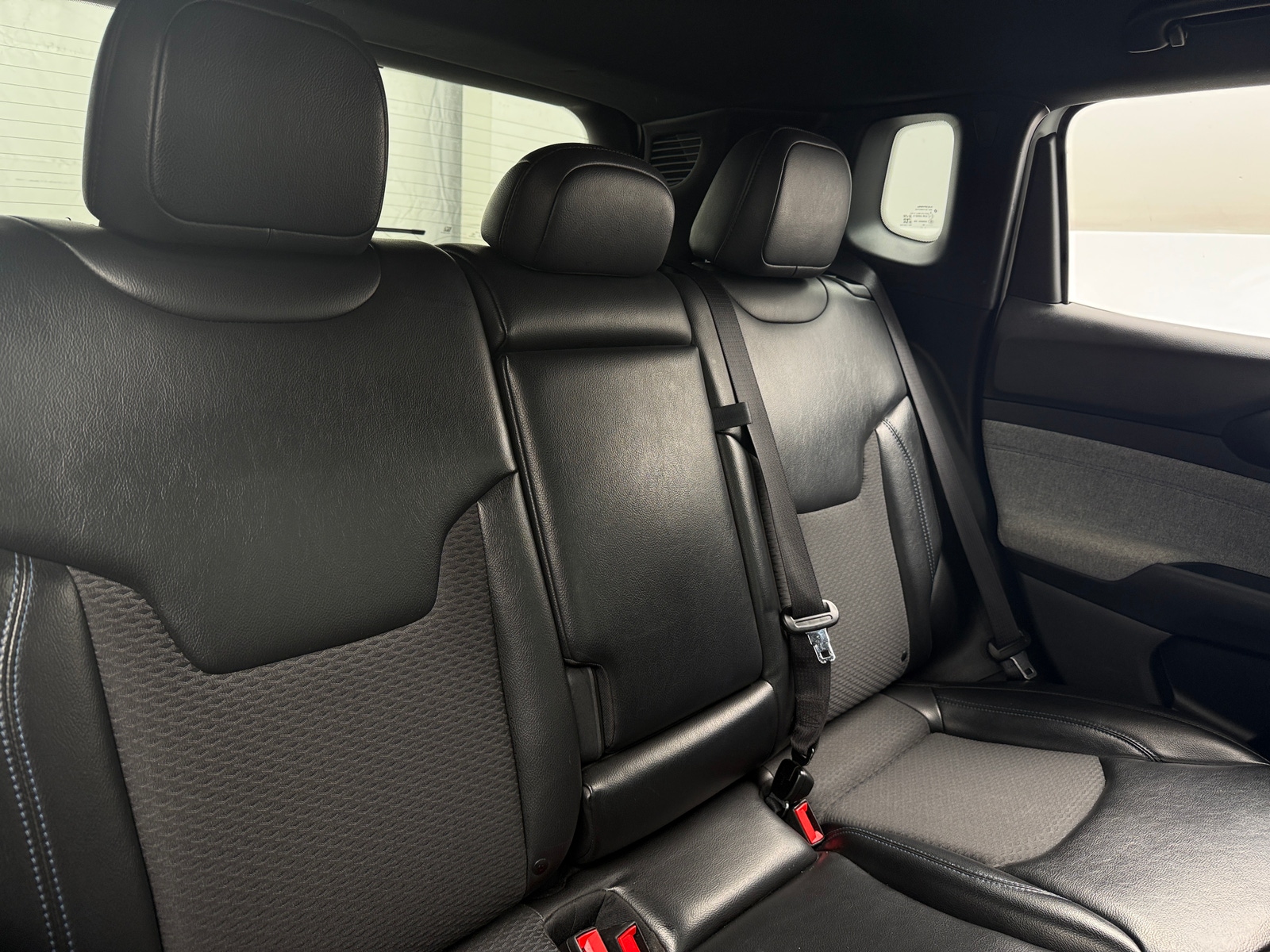 Thumbnail: 2023 Jeep Compass - 6