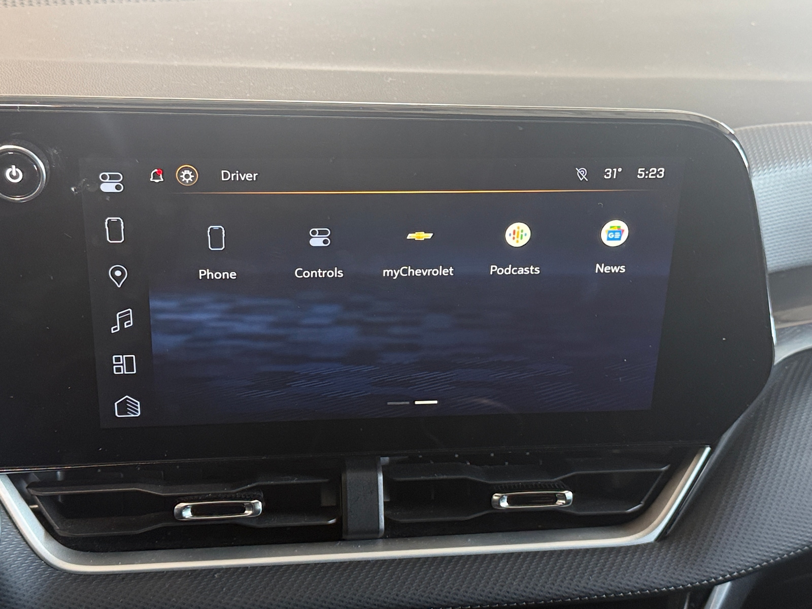 Thumbnail: 2025 Chevrolet Equinox - 4