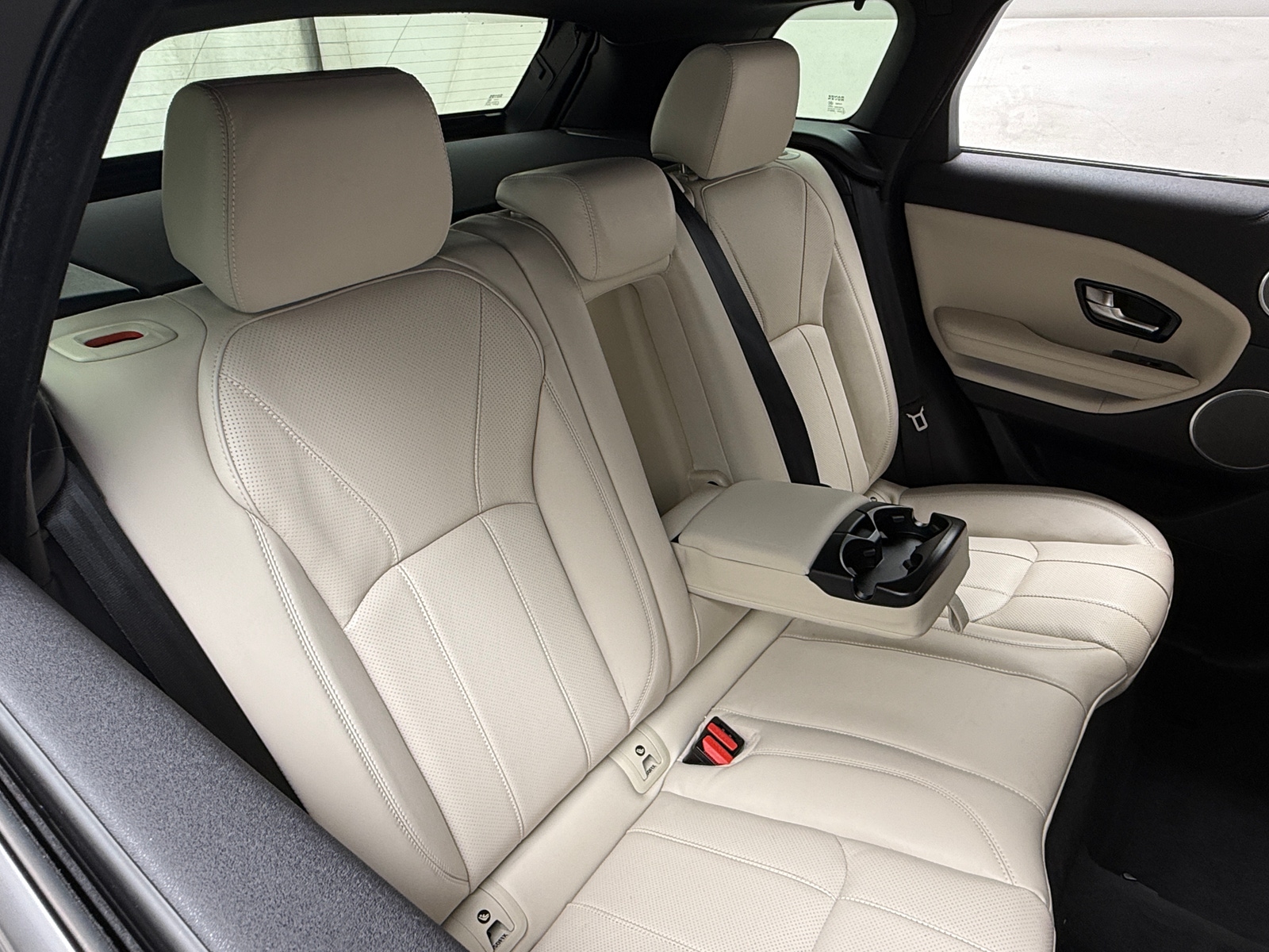 Thumbnail: 2018 Land Rover Range Rover Evoque - 5