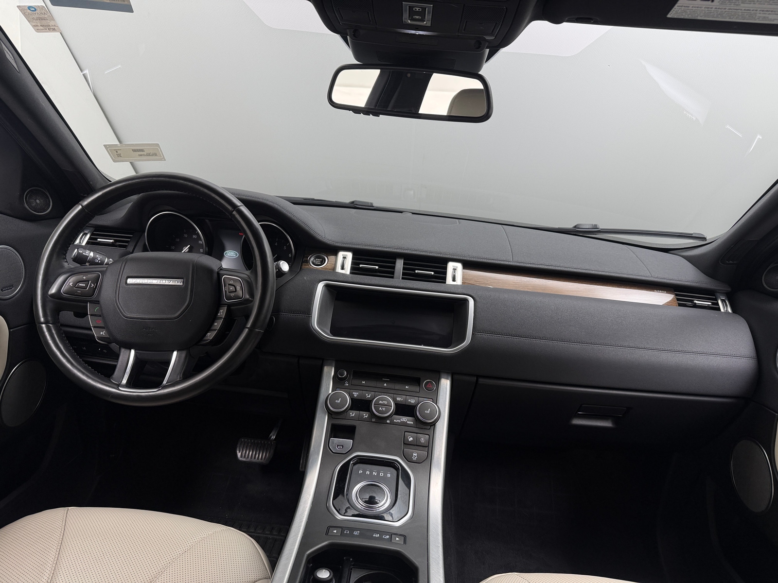 Thumbnail: 2018 Land Rover Range Rover Evoque - 2