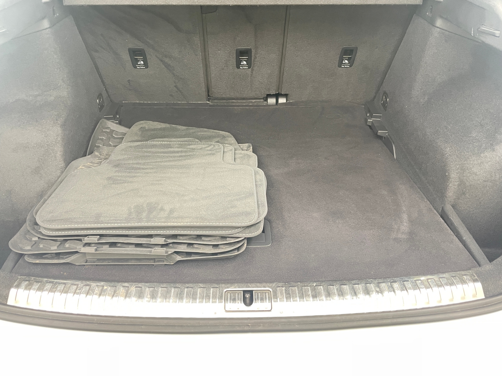 Thumbnail: 2021 Audi Q3 - 6