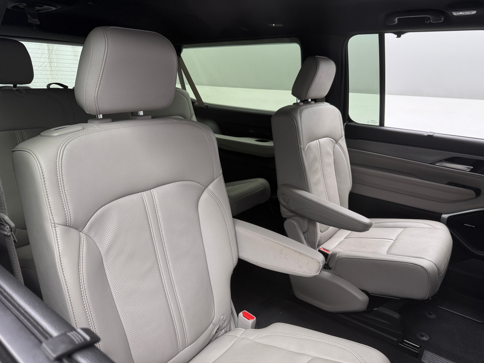 Thumbnail: 2025 Jeep Wagoneer - 5