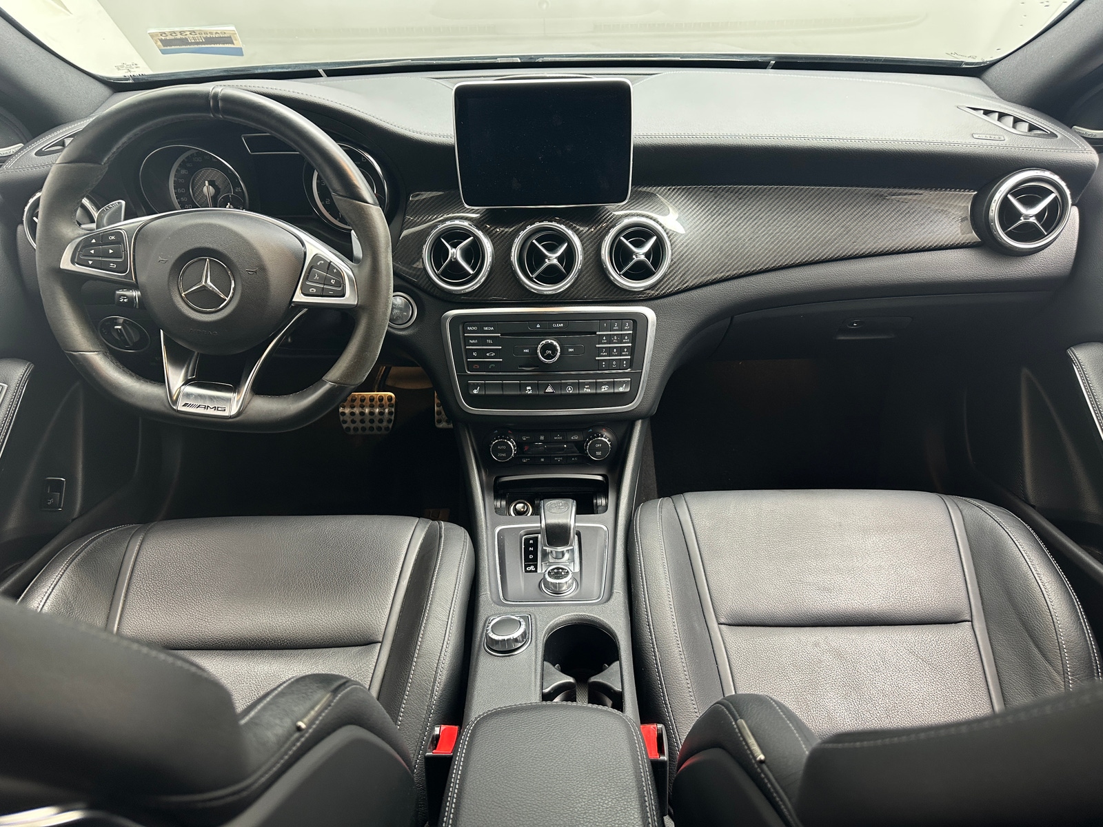 Thumbnail: 2016 Mercedes-Benz GLA - 2